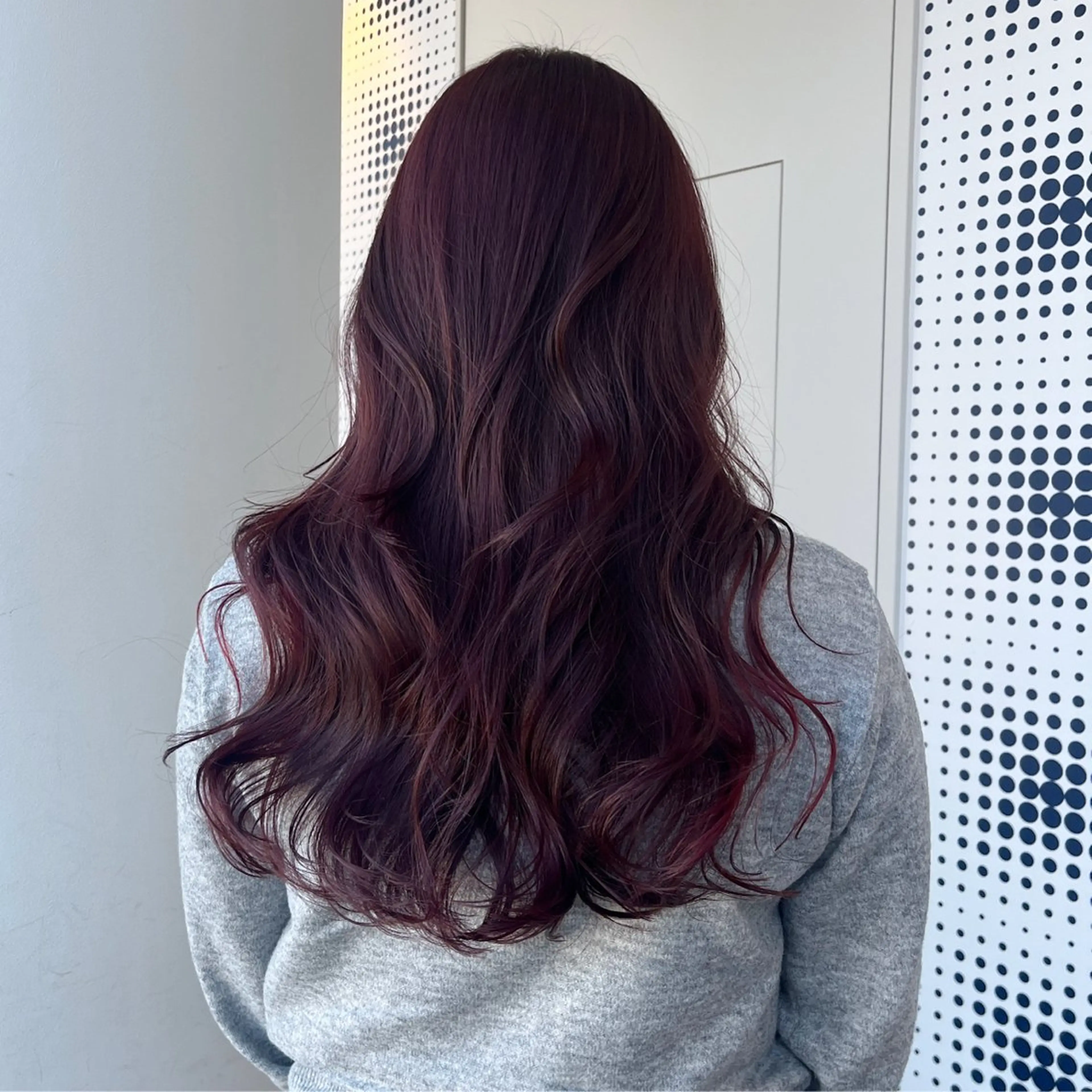 ロング zacc所属・汐折 幸莉のヘアスタイル