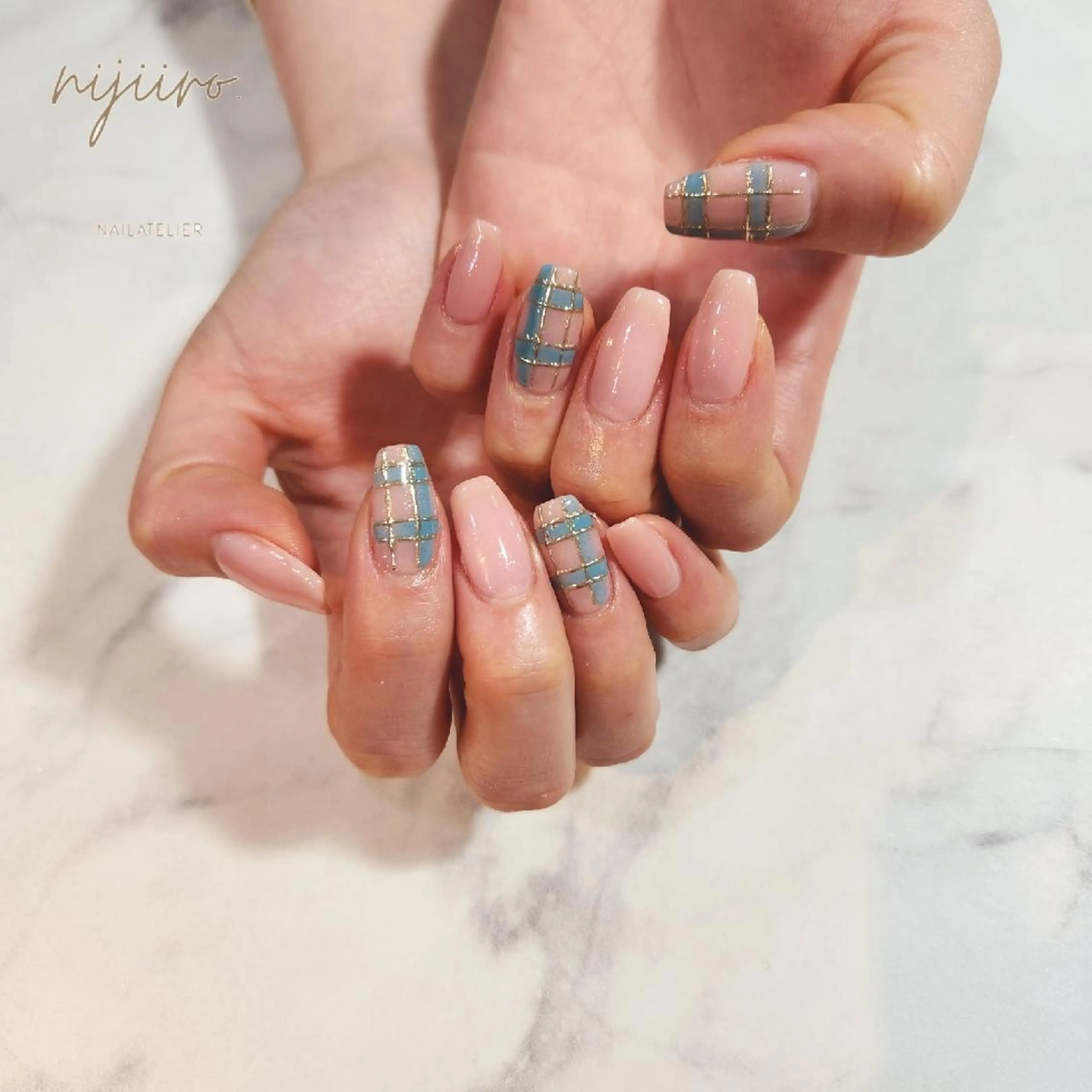 ネイル ハンドネイル nailatelier nijiiro.所属・nijiiro🌈 サトウのネイルデザイン