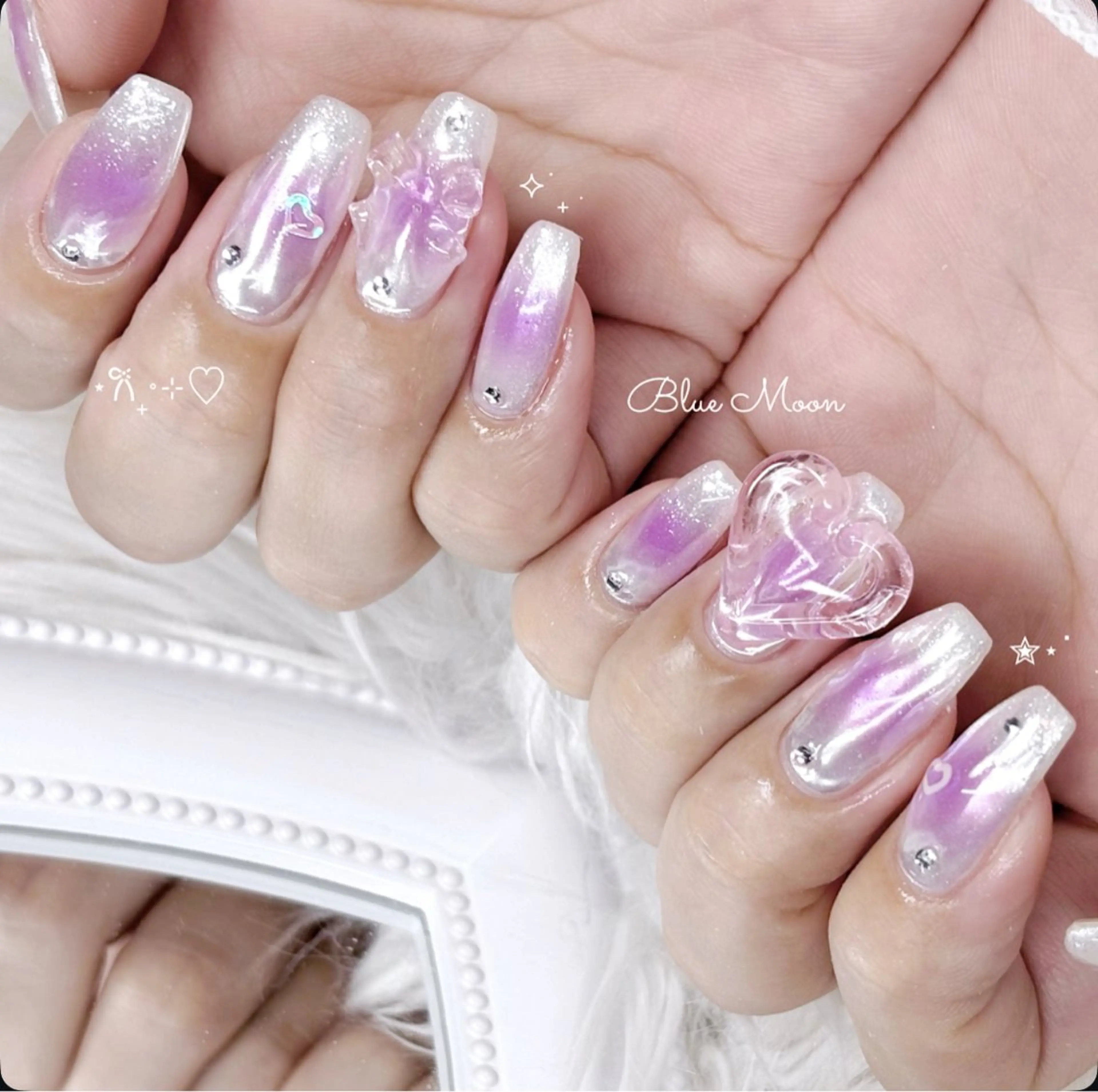 ネイル ハート ミラーネイル リボン ハンドネイル フットネイル ハンドケア nail salon Blue Moonのネイルデザイン