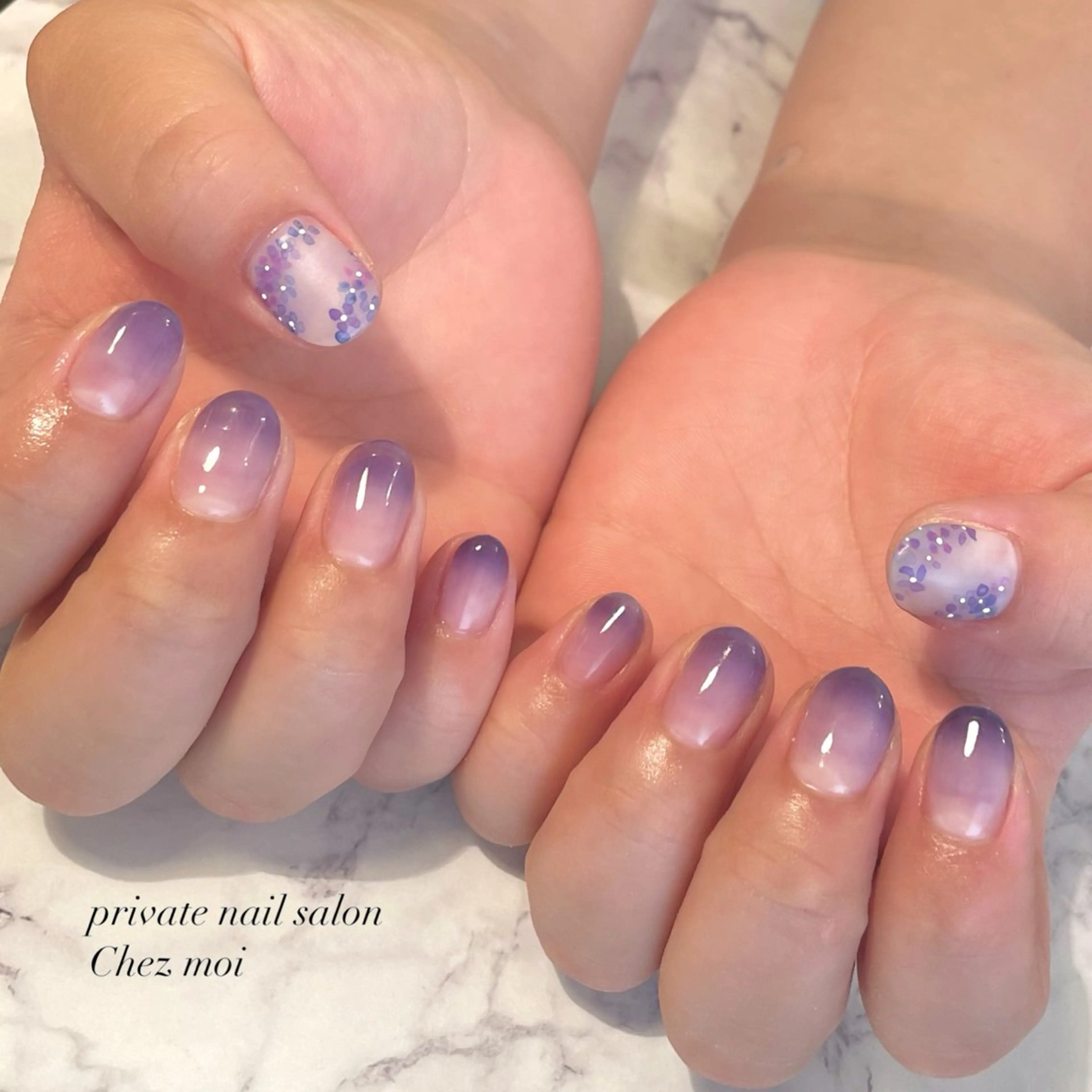 ネイル KOMINE TOMOKOのネイルデザイン