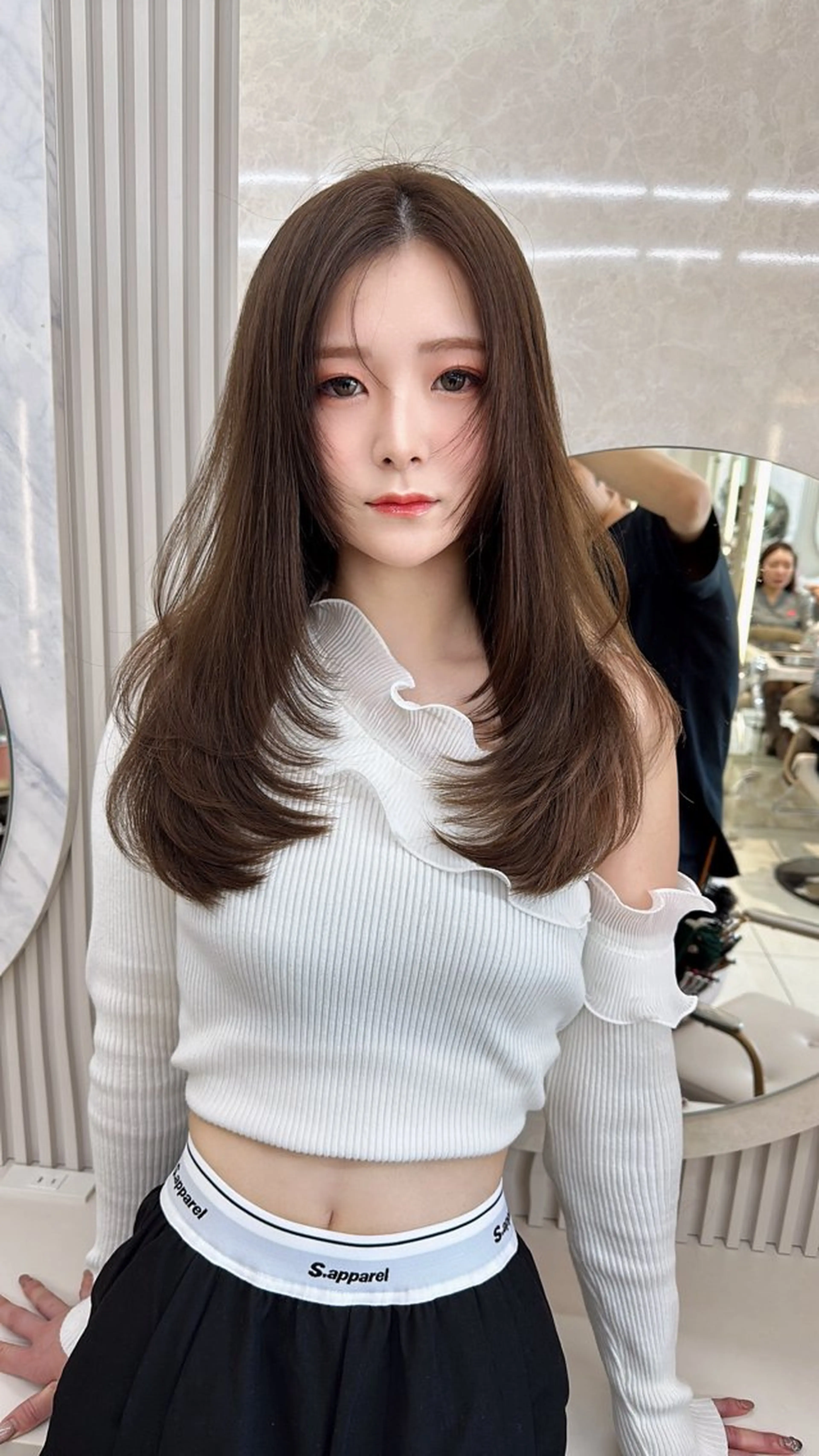 ロング oto🎀×美髪× シースルー前髪🤍のヘアスタイル