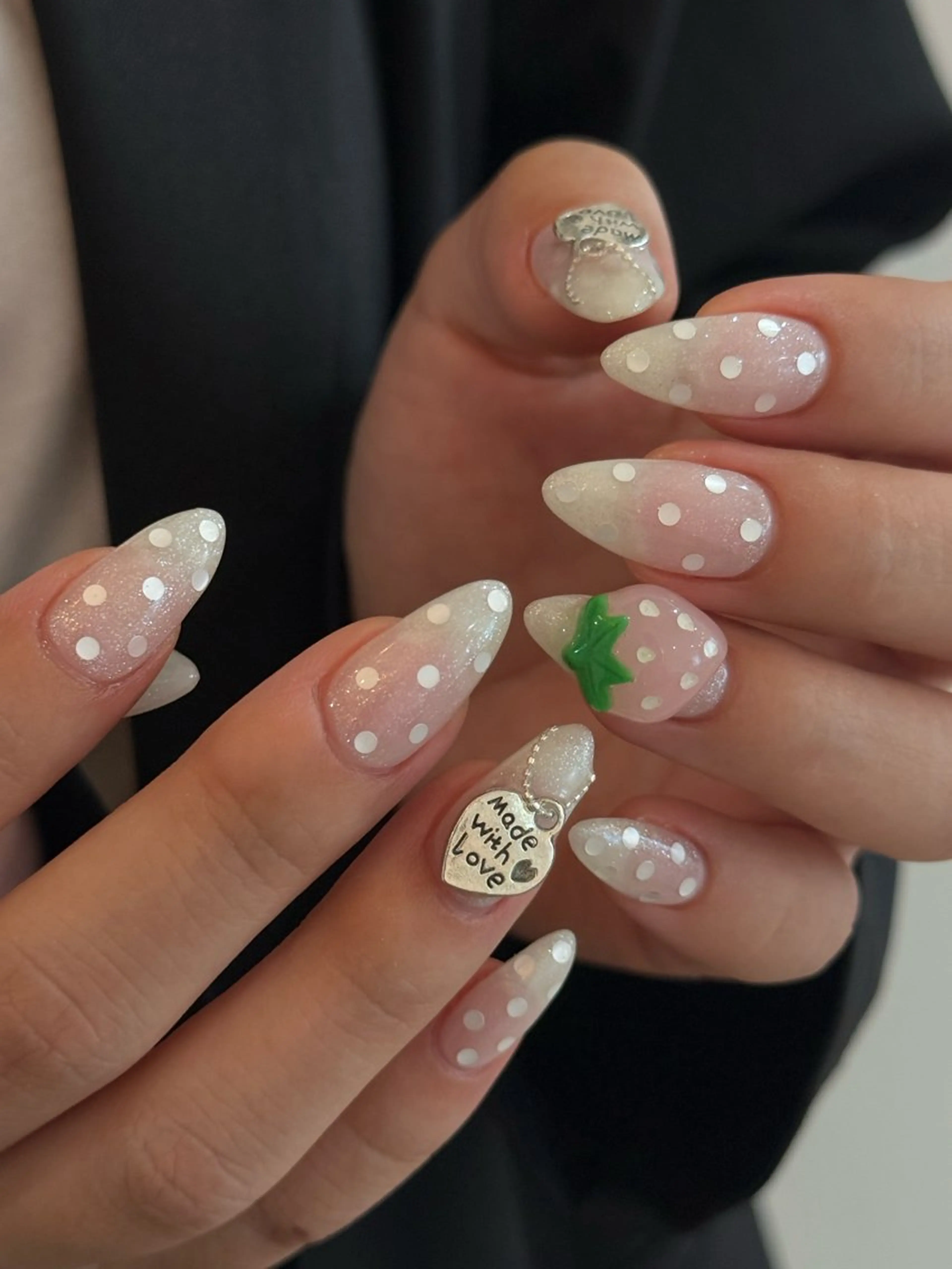 【オフあり】ワンホンネイル💖の写真