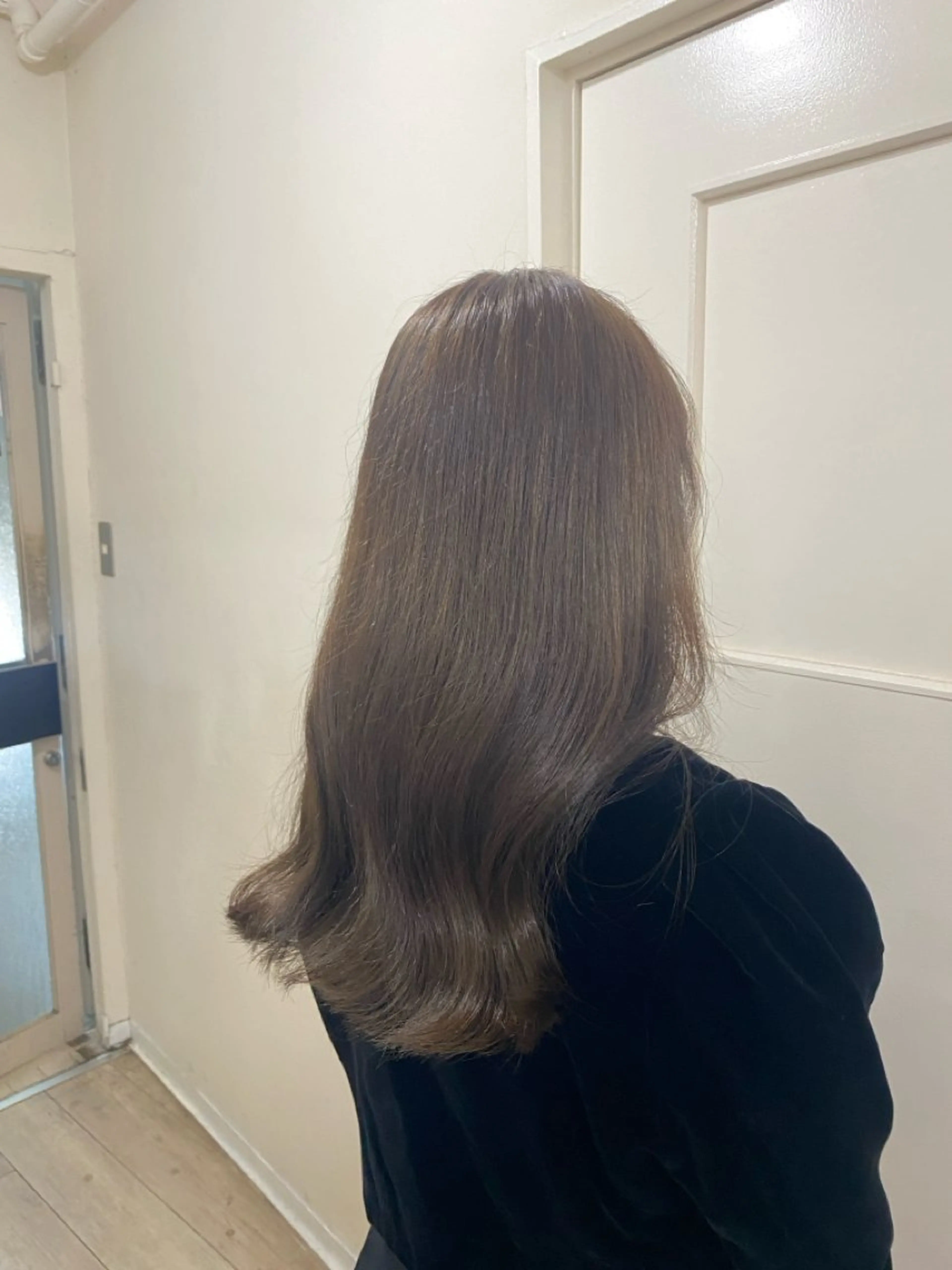 セミロング ヘアカラー 松井 優佳のヘアスタイル