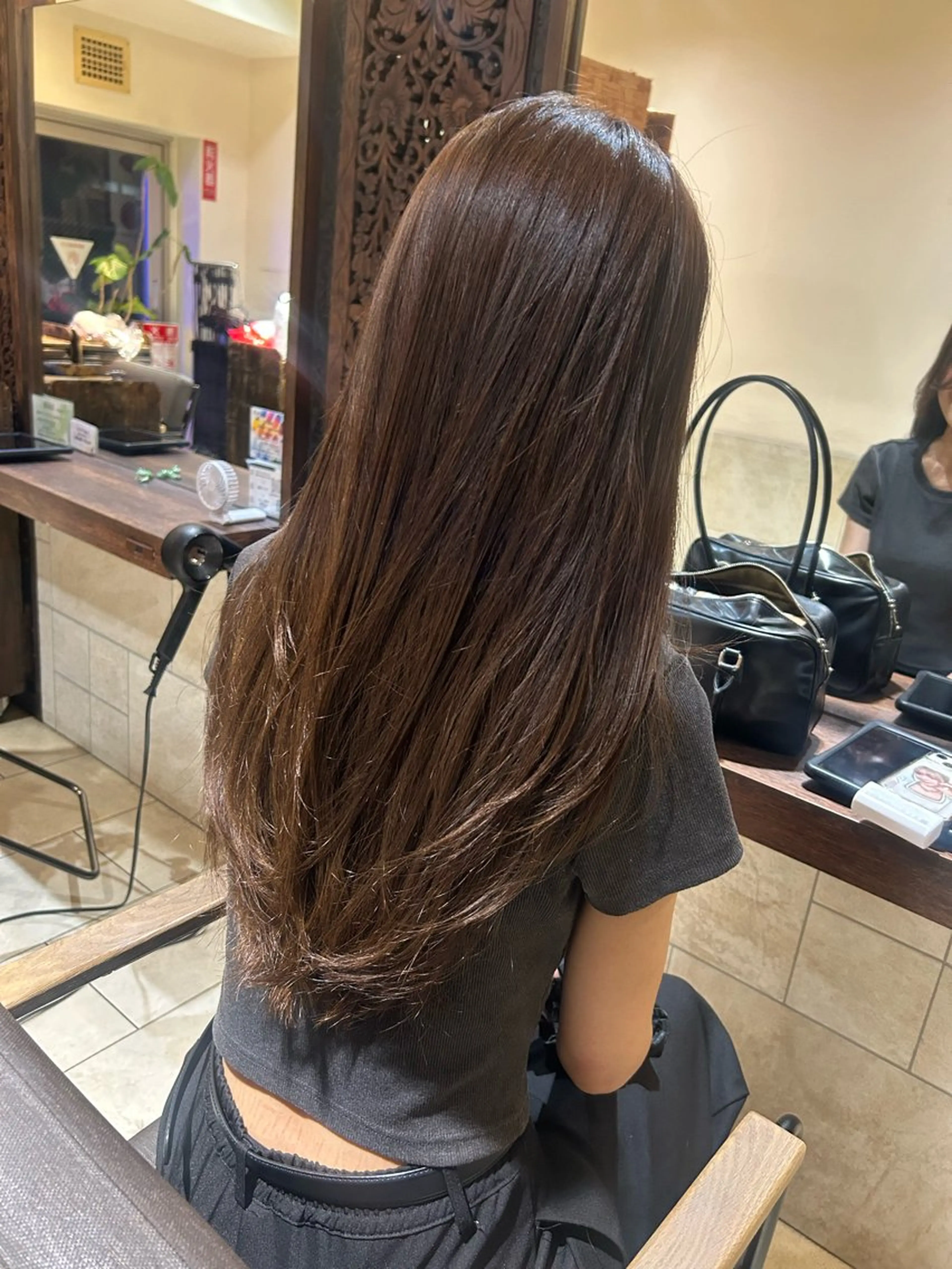 ロング レイヤーカット ロング おおがくみゆ🦙🍊 ⭐️池袋のヘアスタイル