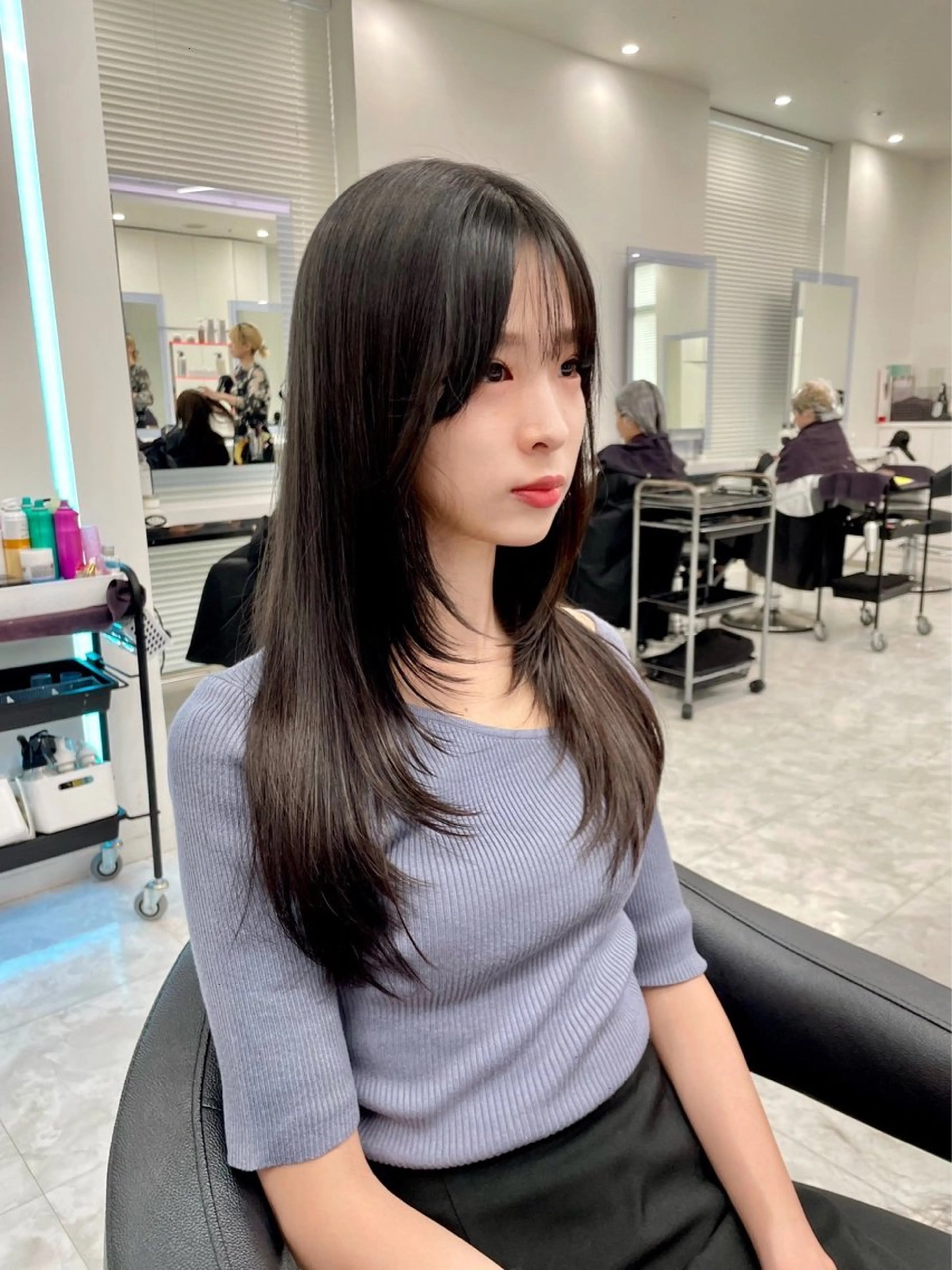 セミロング カラー ヘアアレンジ Ella所属・nana【艶髪】/ レイヤー/縮毛矯正のヘアスタイル