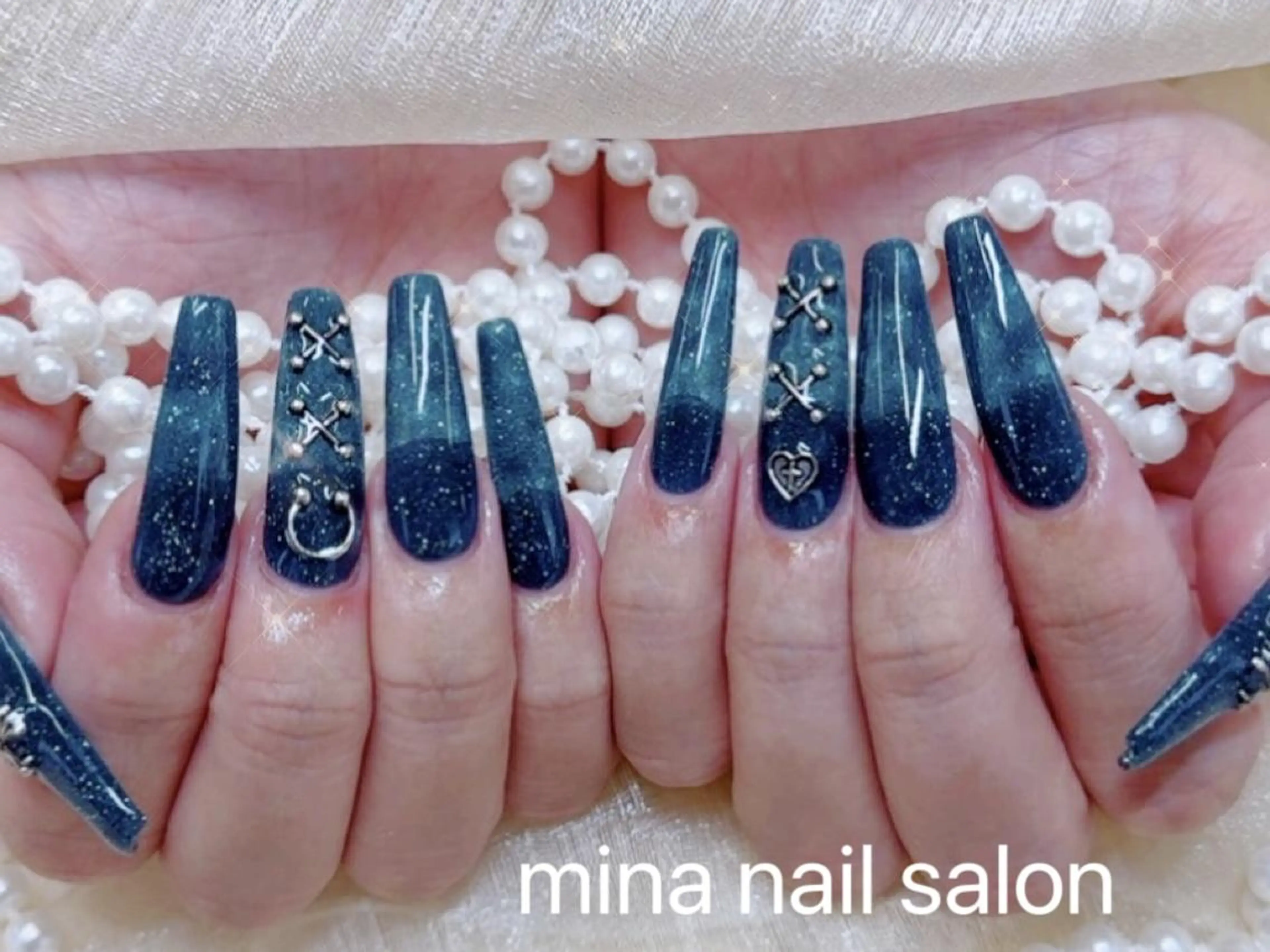 ネイル 🎀まゆ 🪽🐾のネイルデザイン