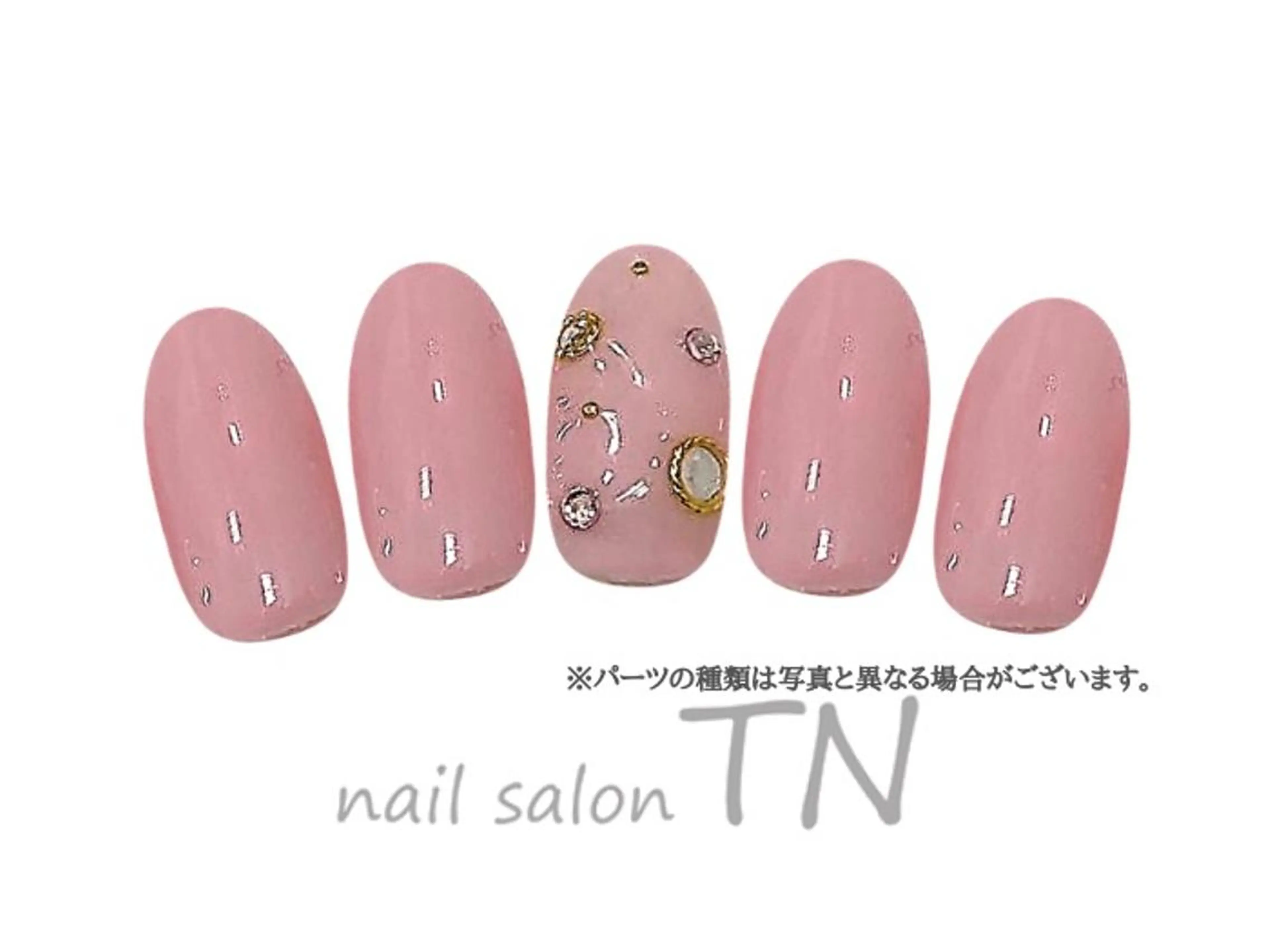 ミディアム ハンドネイル 矢川 まどかのネイルデザイン