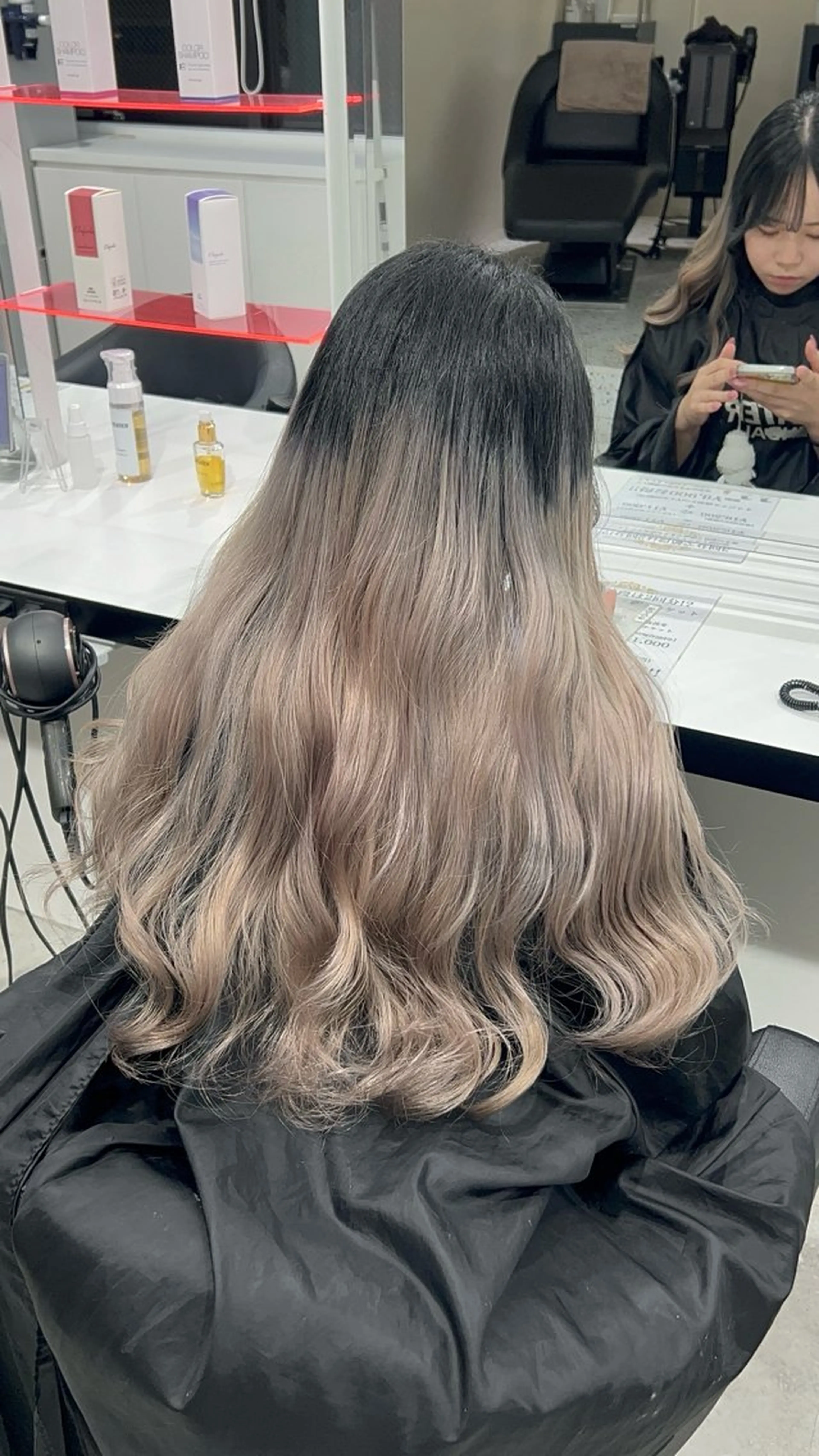 ロング カラー ヘアカラー エフェクトブリーチ／ レイヤーカット／翔のヘアスタイル