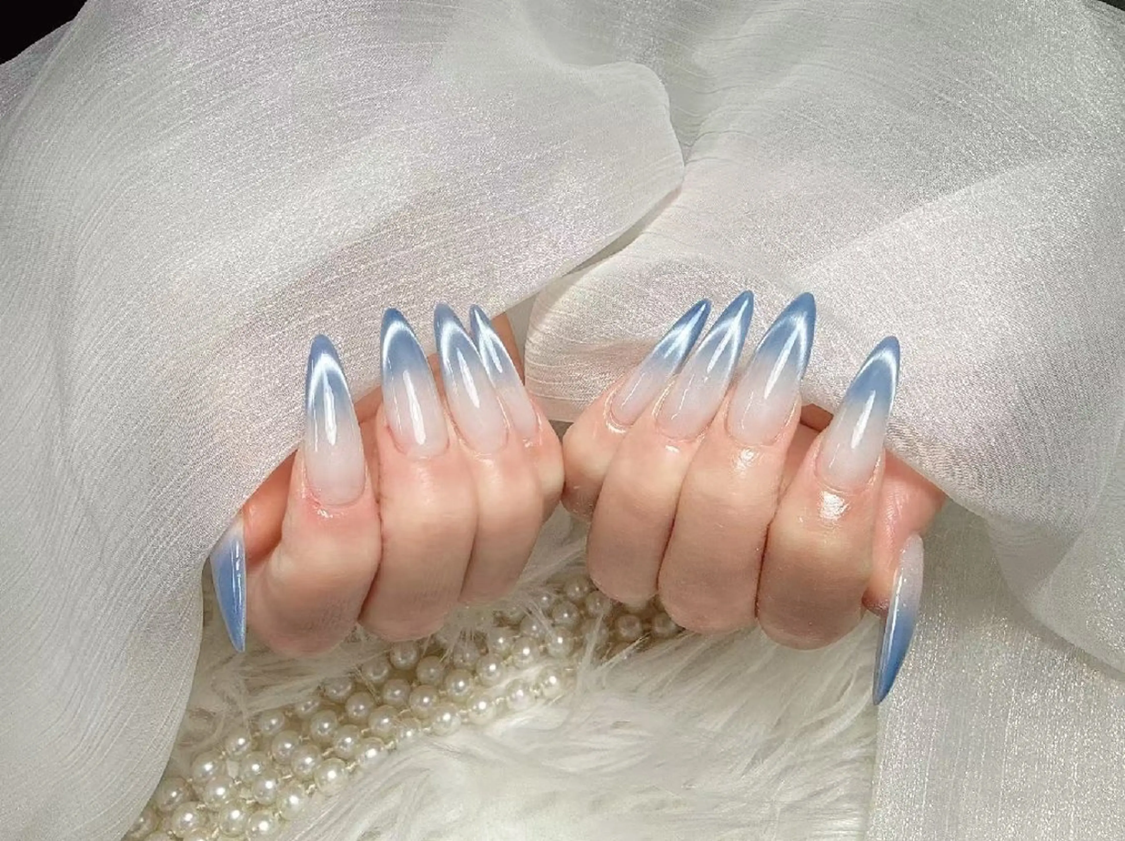 ネイル ENsalon AKIRAのネイルデザイン