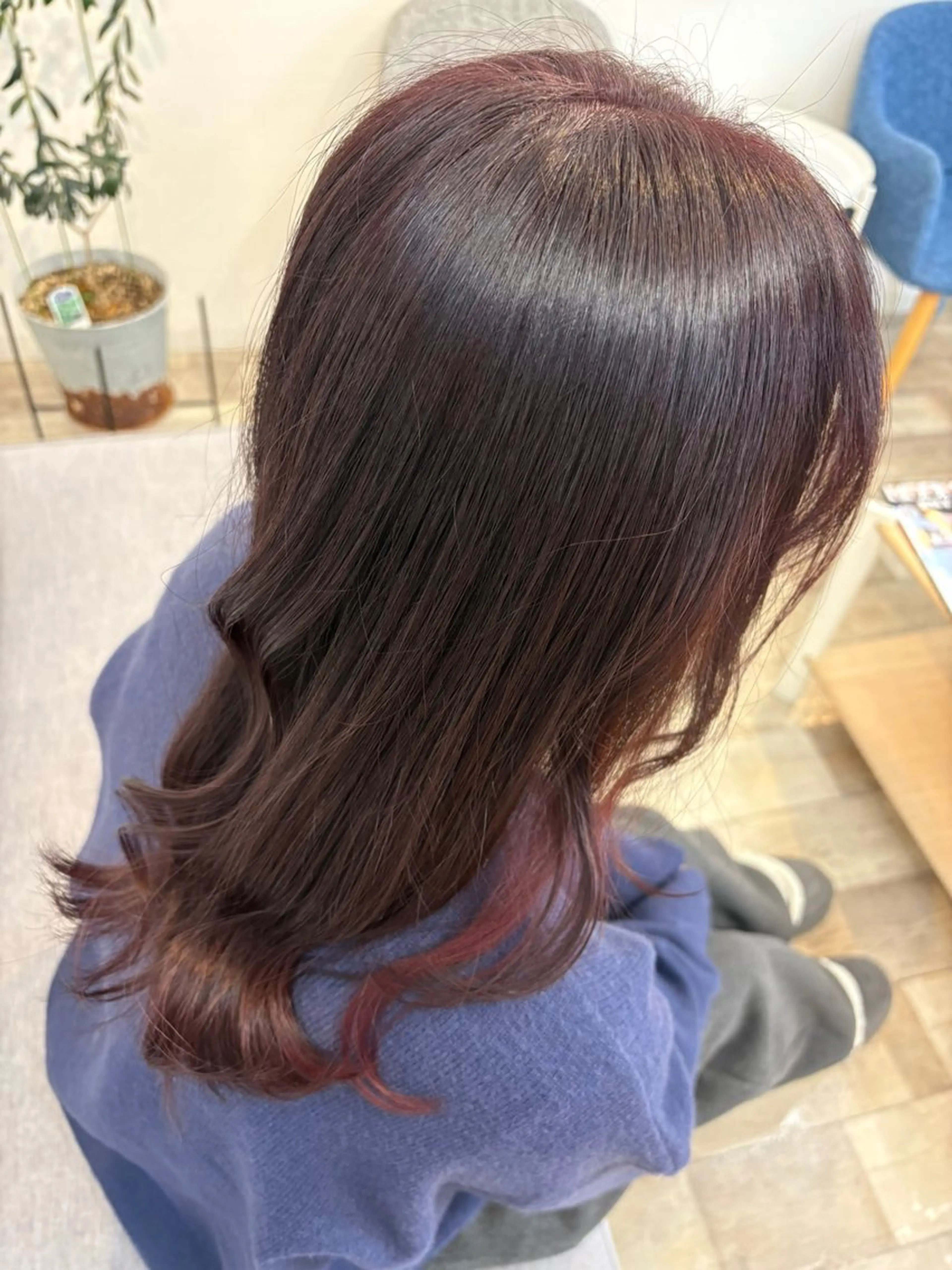 カラー ボルドーカラー 折戸 光希/似合わせカラーのヘアスタイル