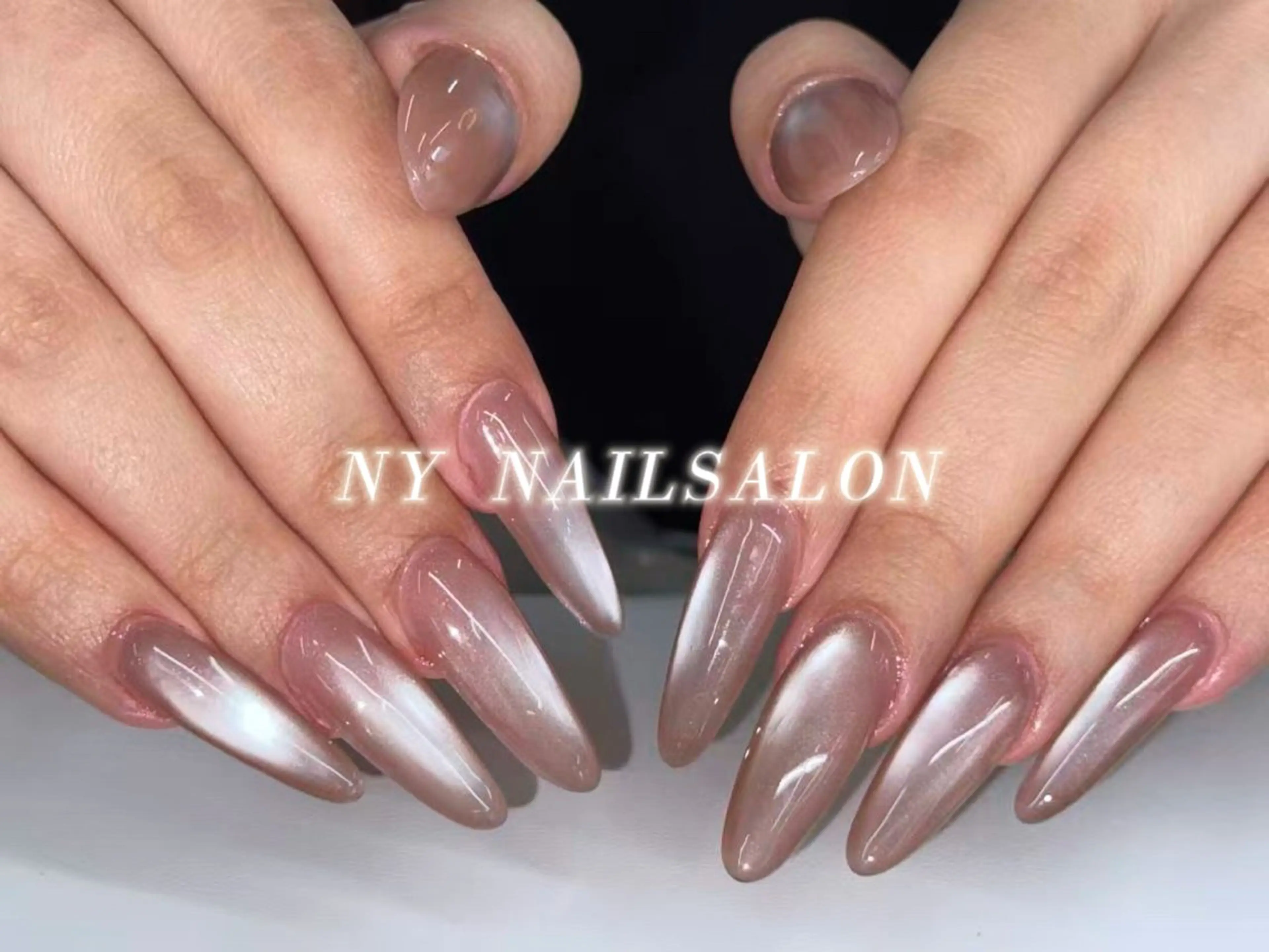 ネイル 長さ出し フットネイル フレンチネイル ジェルネイル ガーリー ハンドネイル NYネイルサロン　千葉中央店所属・NYネイルサロン 千葉中央店のネイルデザイン