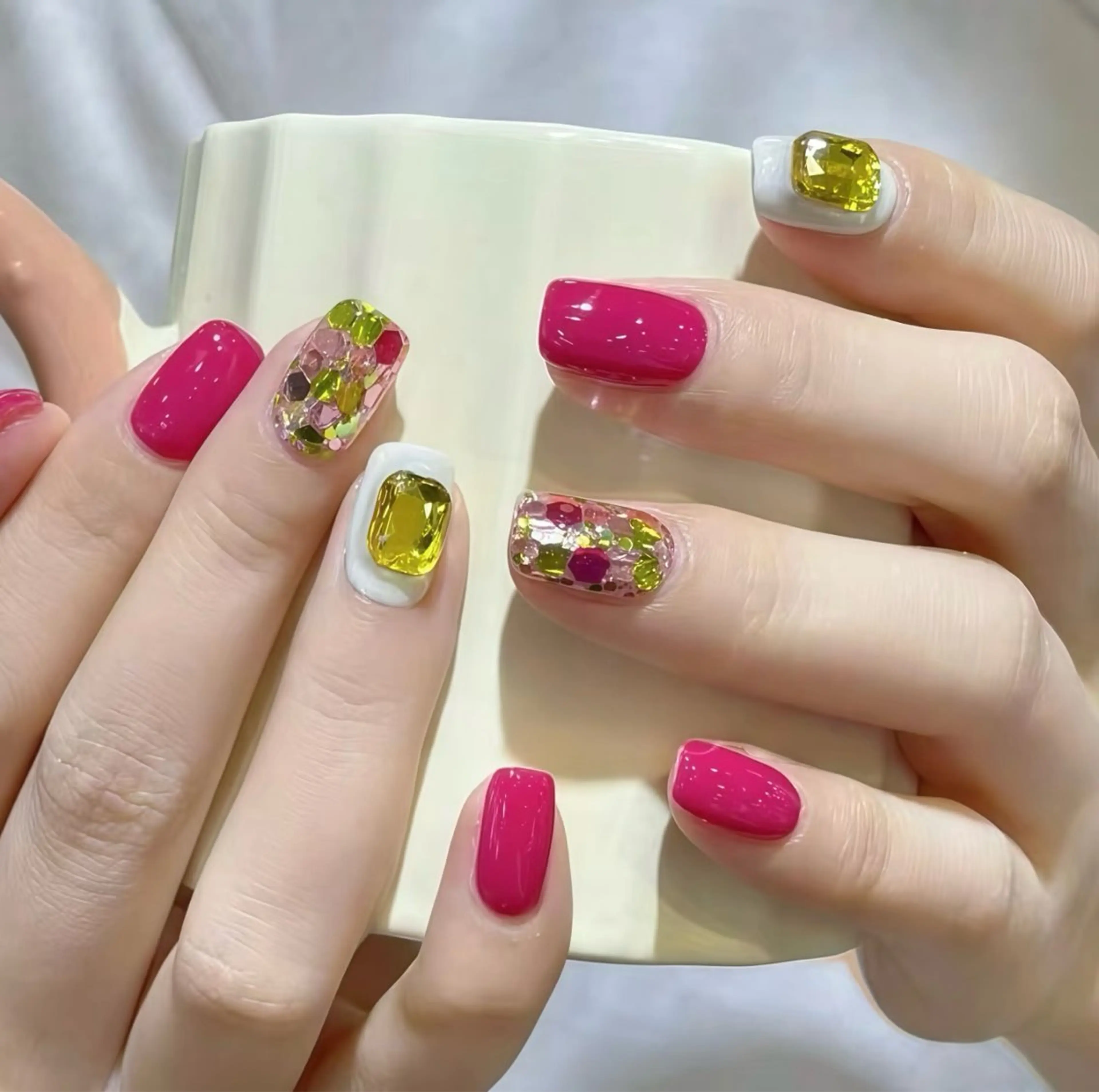 ネイル ハンドネイル H3 Nail Tsuki🦋💙のネイルデザイン