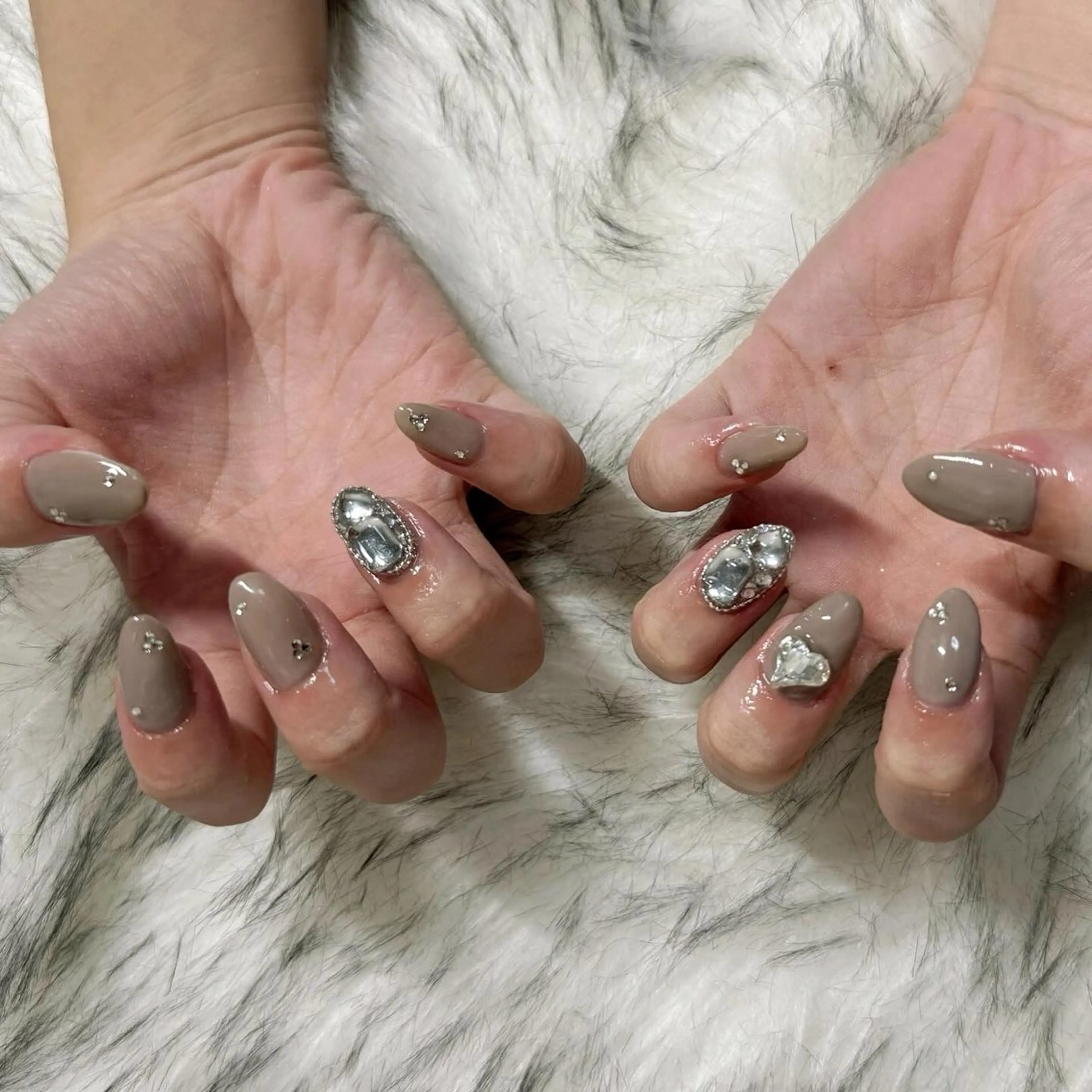 ミディアム ハンドネイル mao .のネイルデザイン