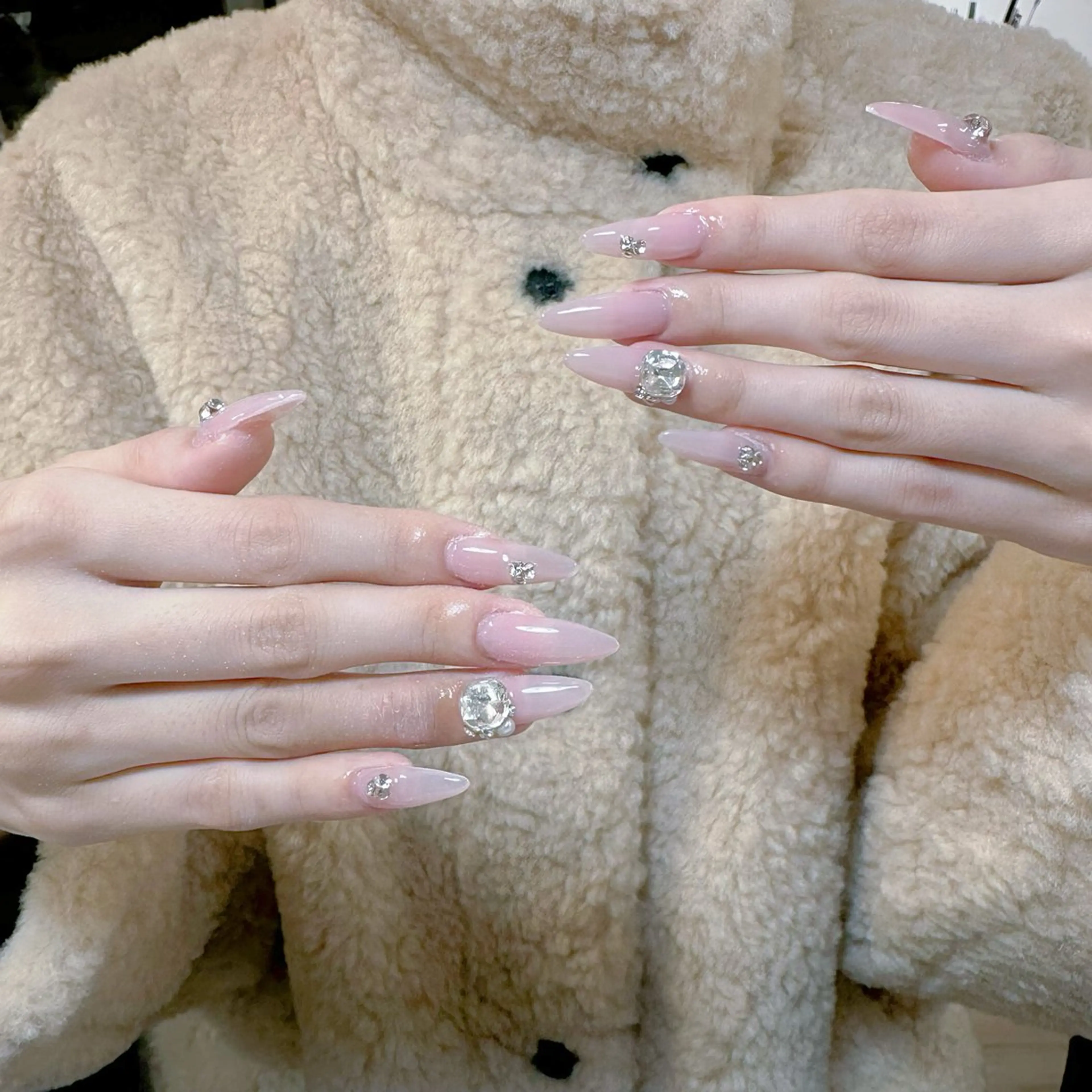 ネイル ハンドネイル 🍄Rina🍄 韓国風ネイルのネイルデザイン