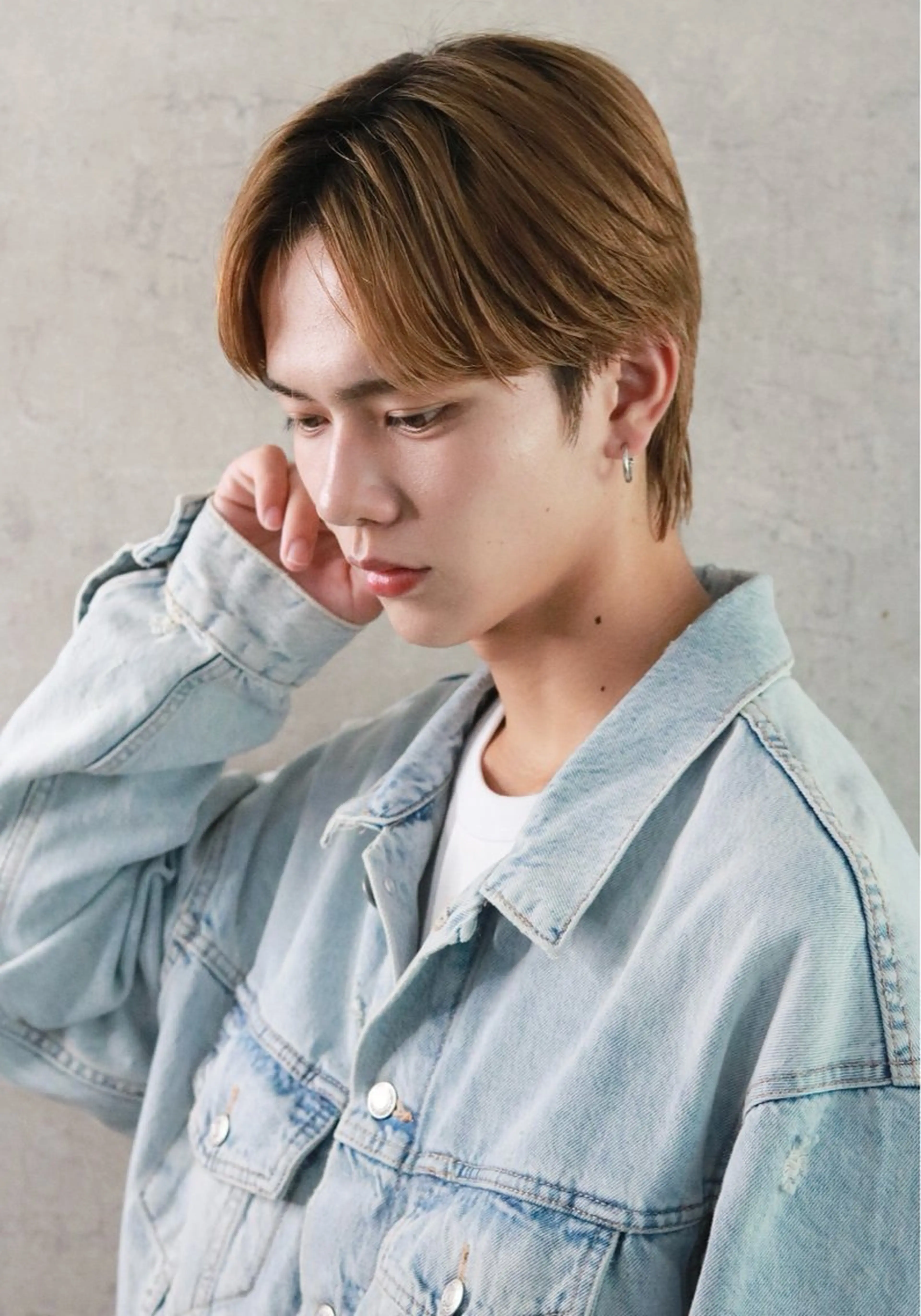 ショート カラー パーマ メンズ センターパート メンズパーマ ニュアンスパーマ カット パーマ トリートメント ヘアセット 森下 佑大のヘアスタイル