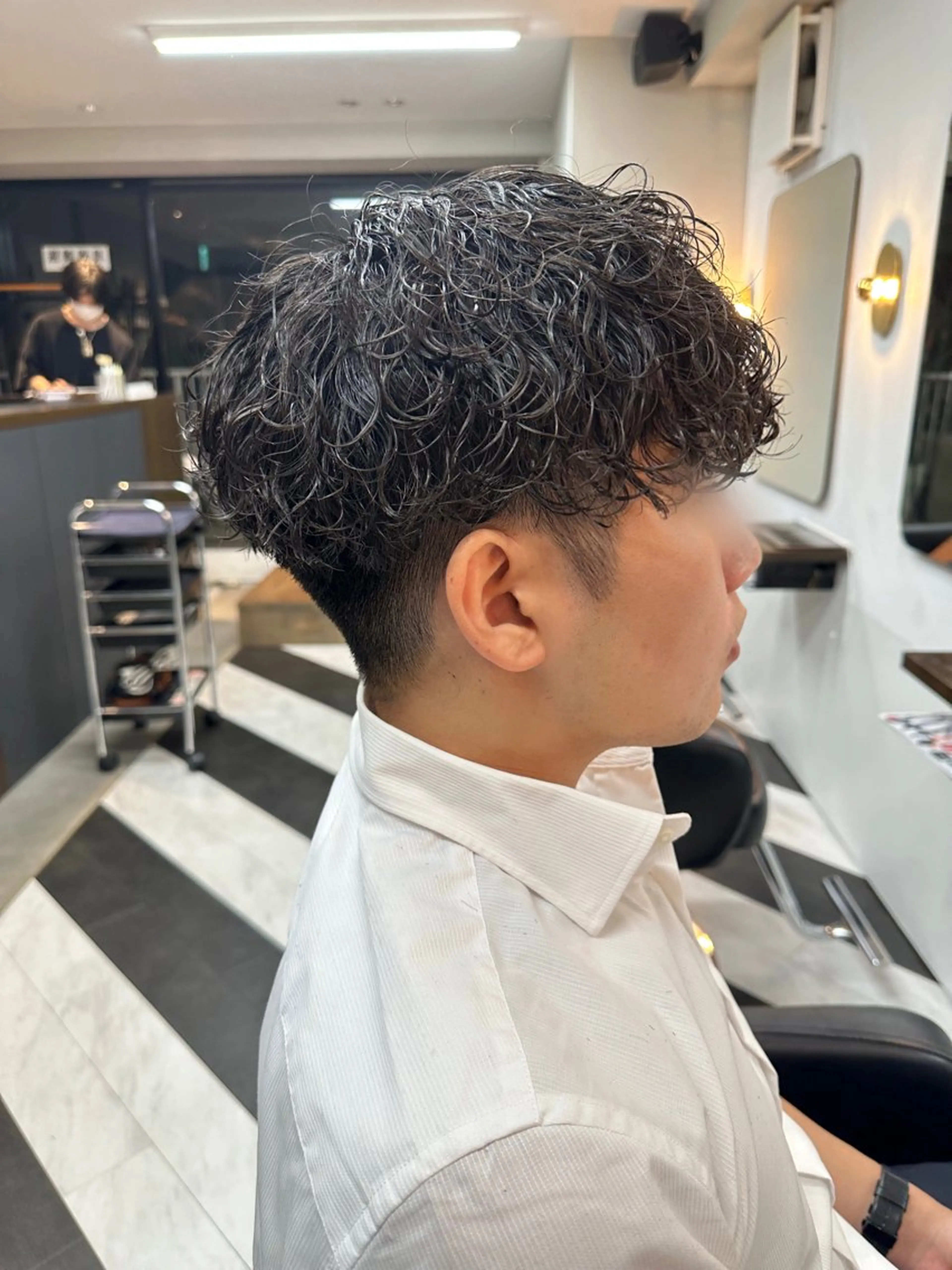ショート パーマ メンズ 守屋 寿哉のヘアスタイル