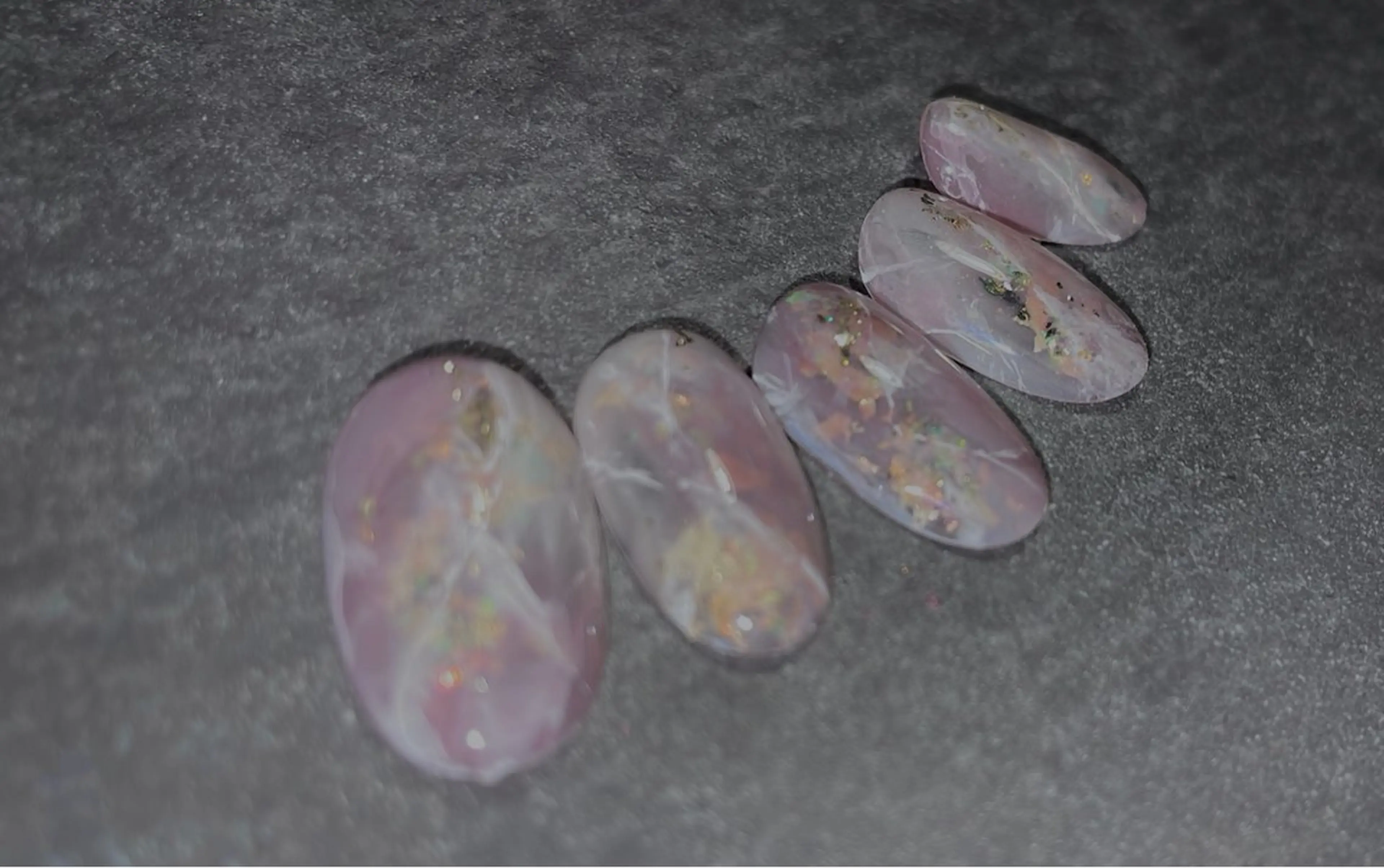 ネイル Spiky とうげ ふうかのネイルデザイン