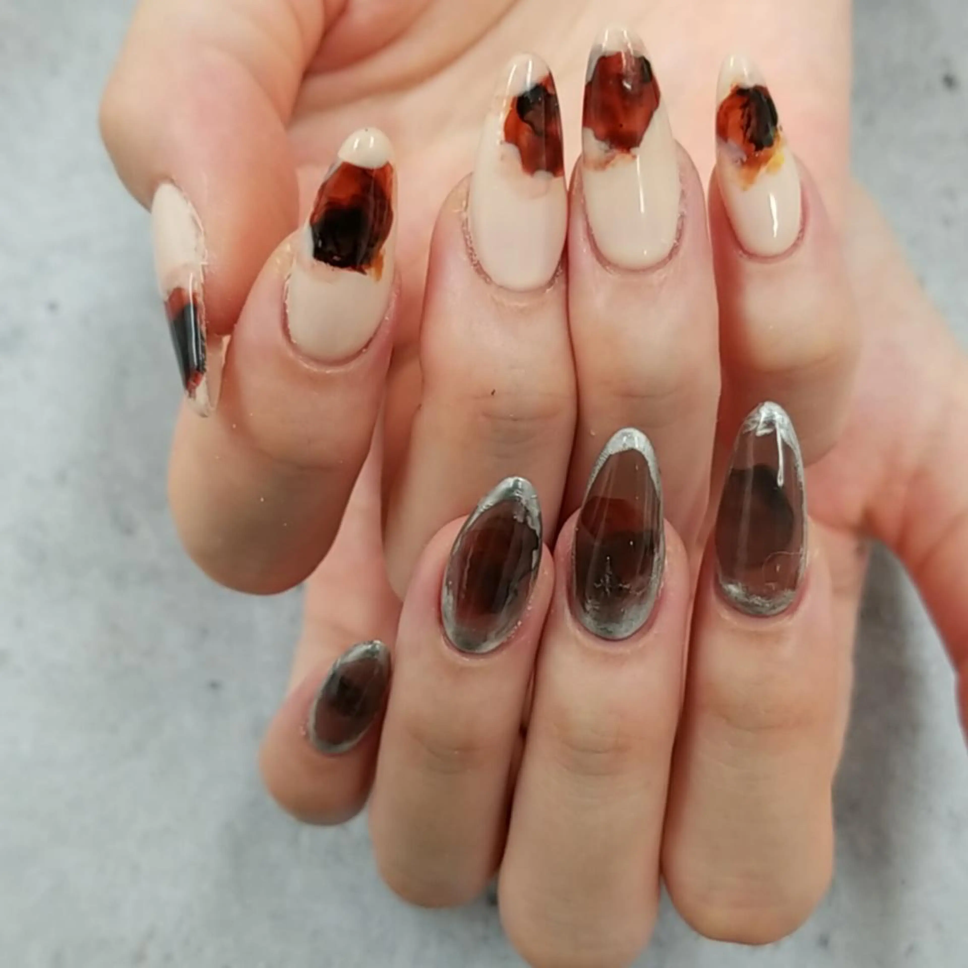 ネイル ロング アートネイル ジェルネイル 持ち込み ニュアンスネイル パラジェル 河野ちえ (雑誌掲載サロン)のネイルデザイン