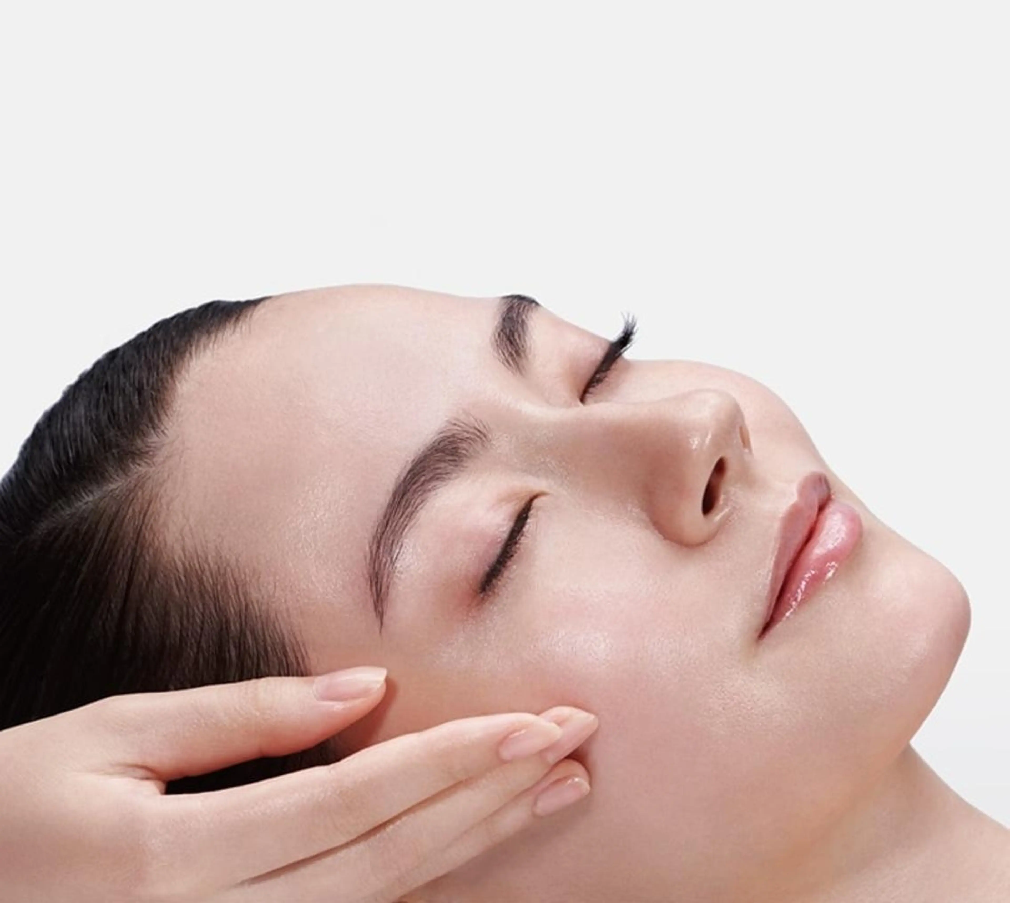 透明感、シミ悩み解消☝️美白ケア✨全身アプローチで一度でスッキリ✨の写真