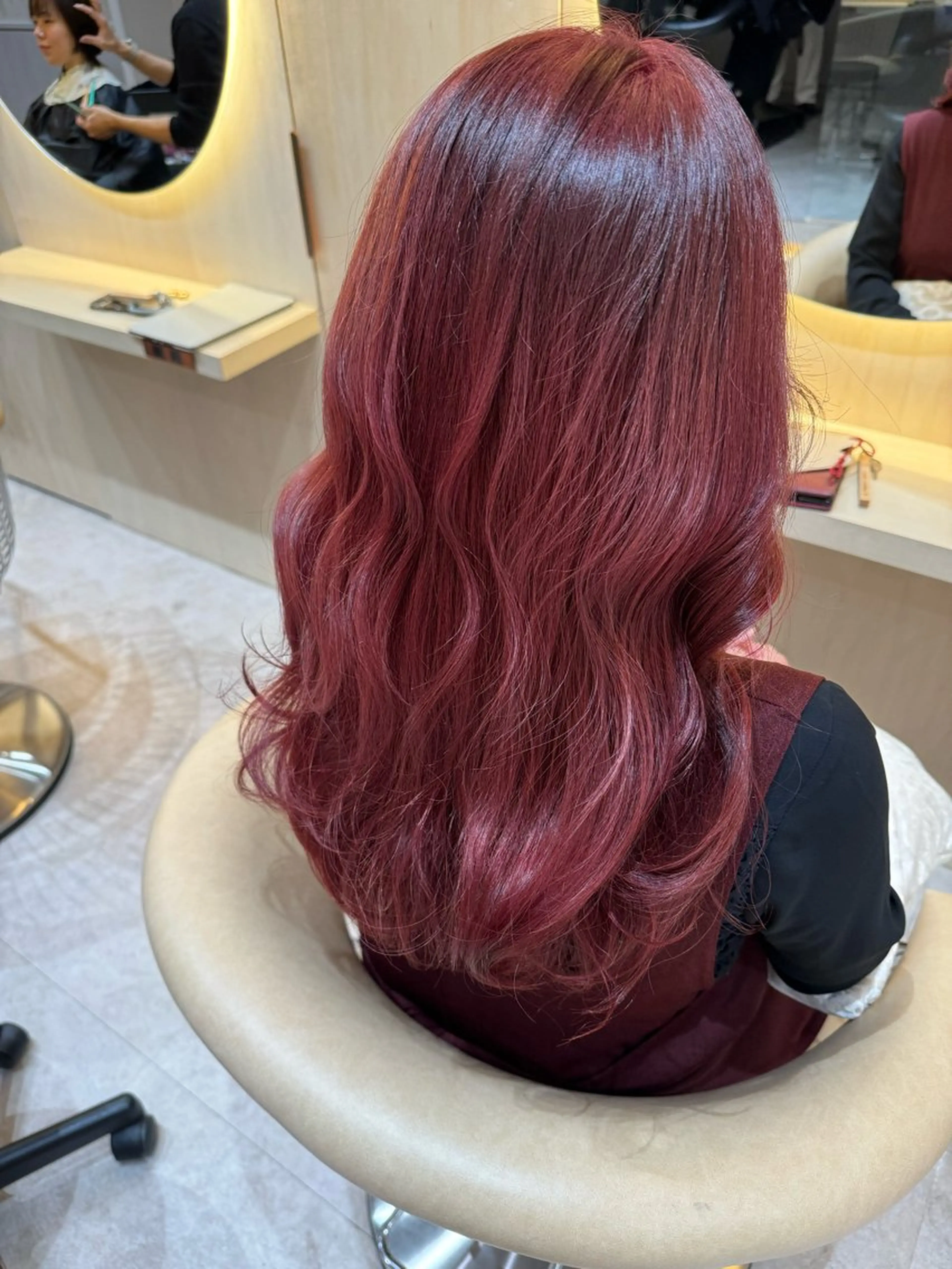 ロング ❤️ブリーチなし💚 ダブルカラー平野実花のヘアスタイル