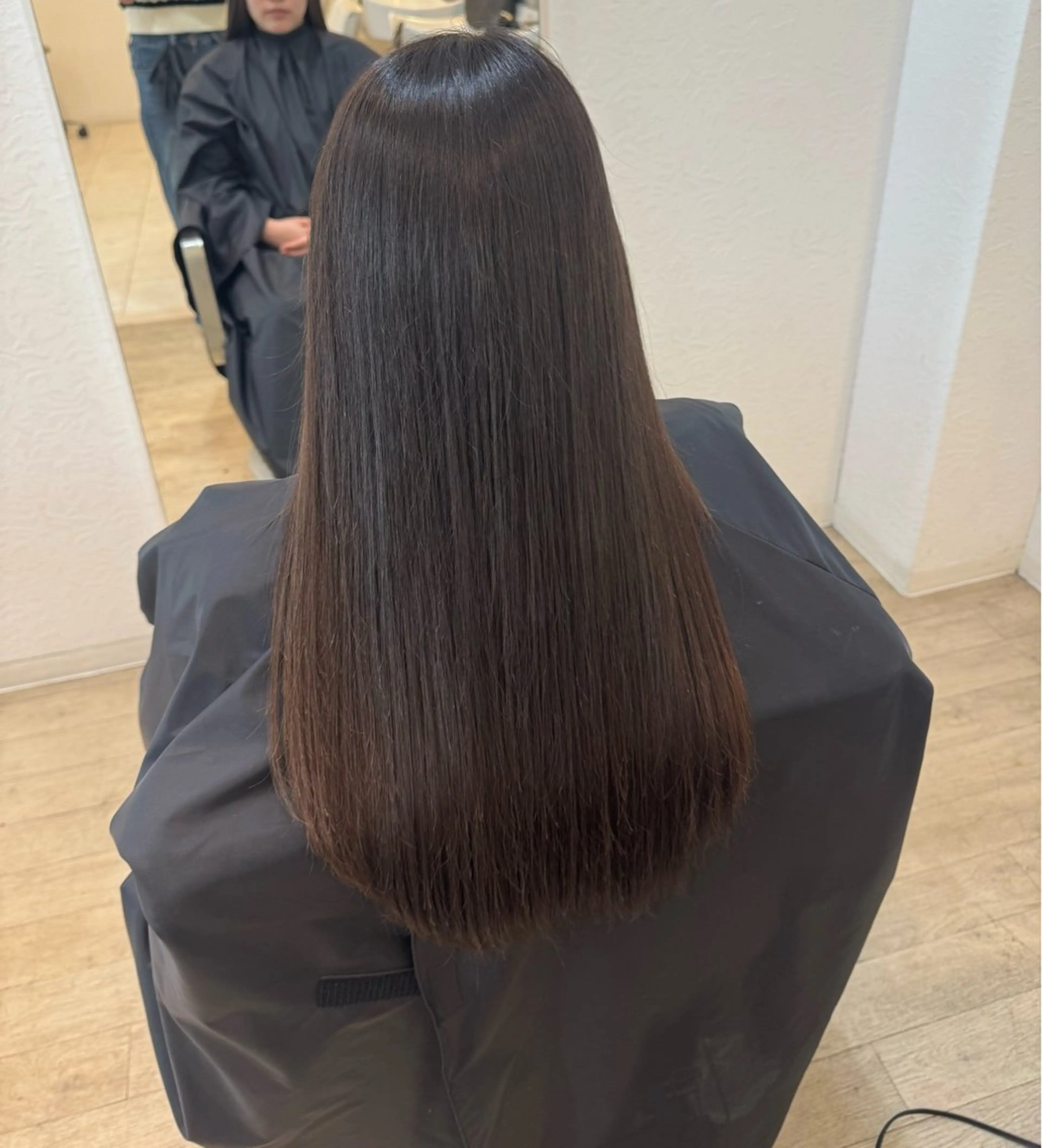 ロング 縮毛矯正 TIDEHAIR 悠愛のヘアスタイル