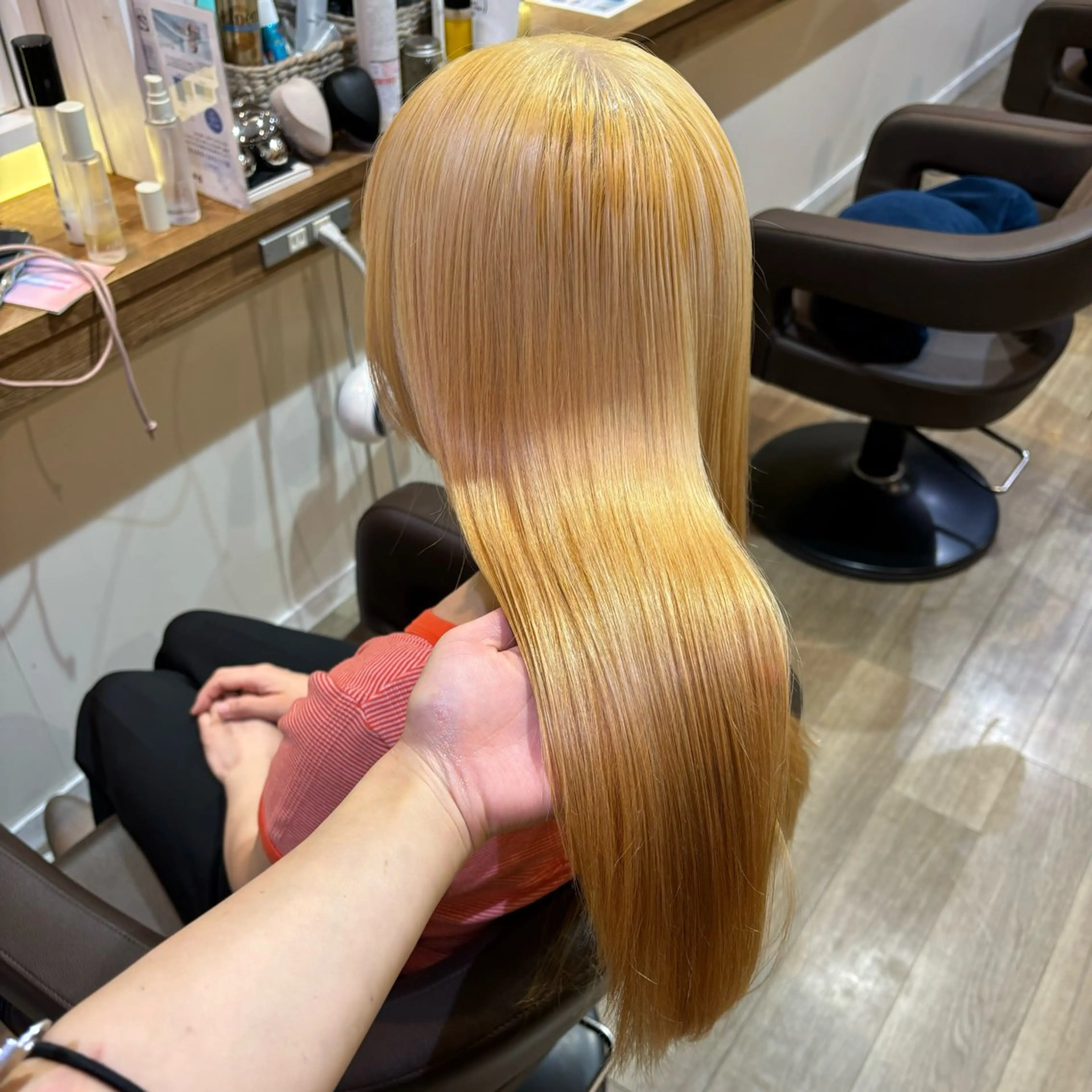 ロング ヘアカラー 🎀ハイトーン/ 艶カラー/夕月🎀のヘアスタイル