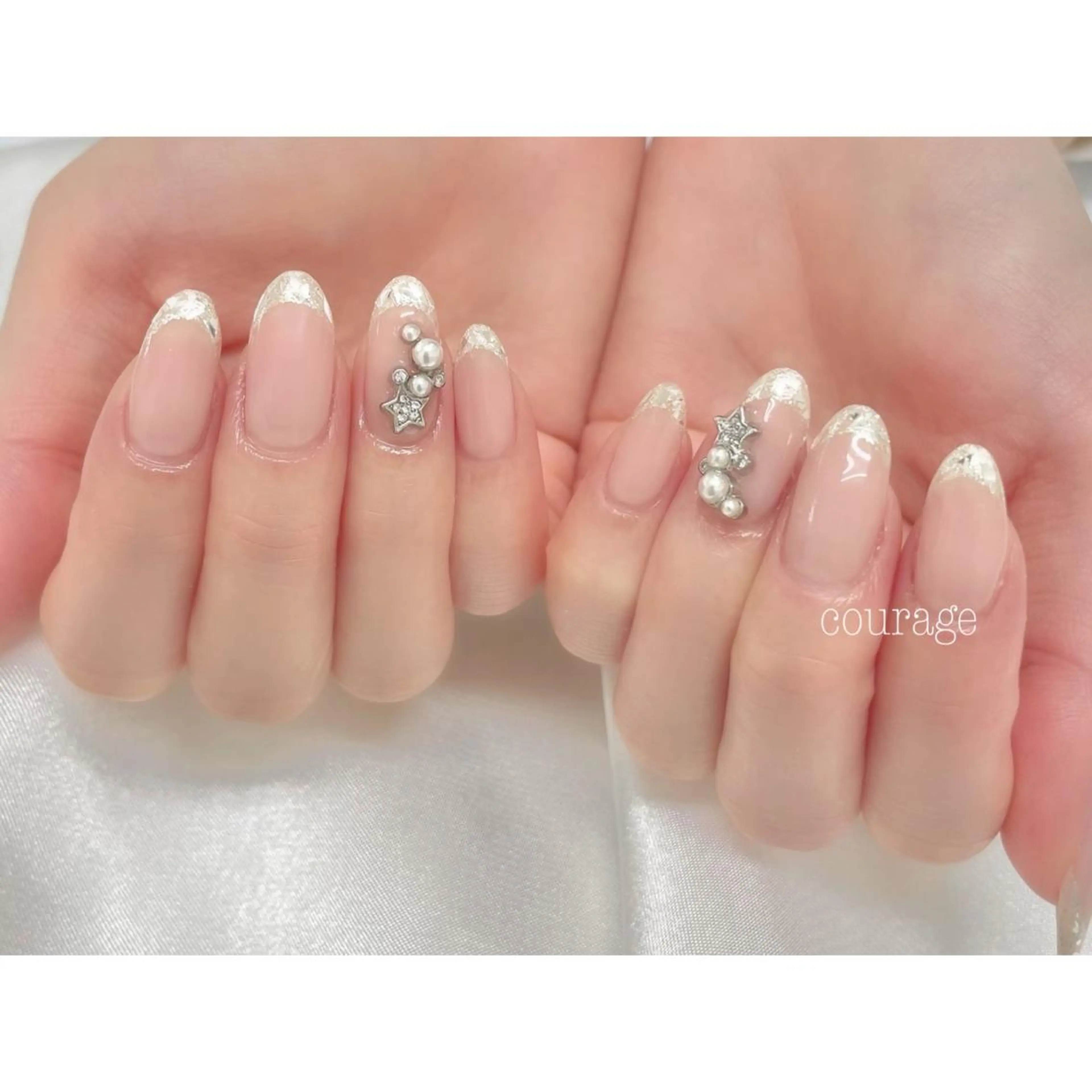 ネイル フレンチネイル ガラスフレンチ 韓国ネイル ハンドネイル ネイルサロンcourage所属・ネイルサロン courageのネイルデザイン