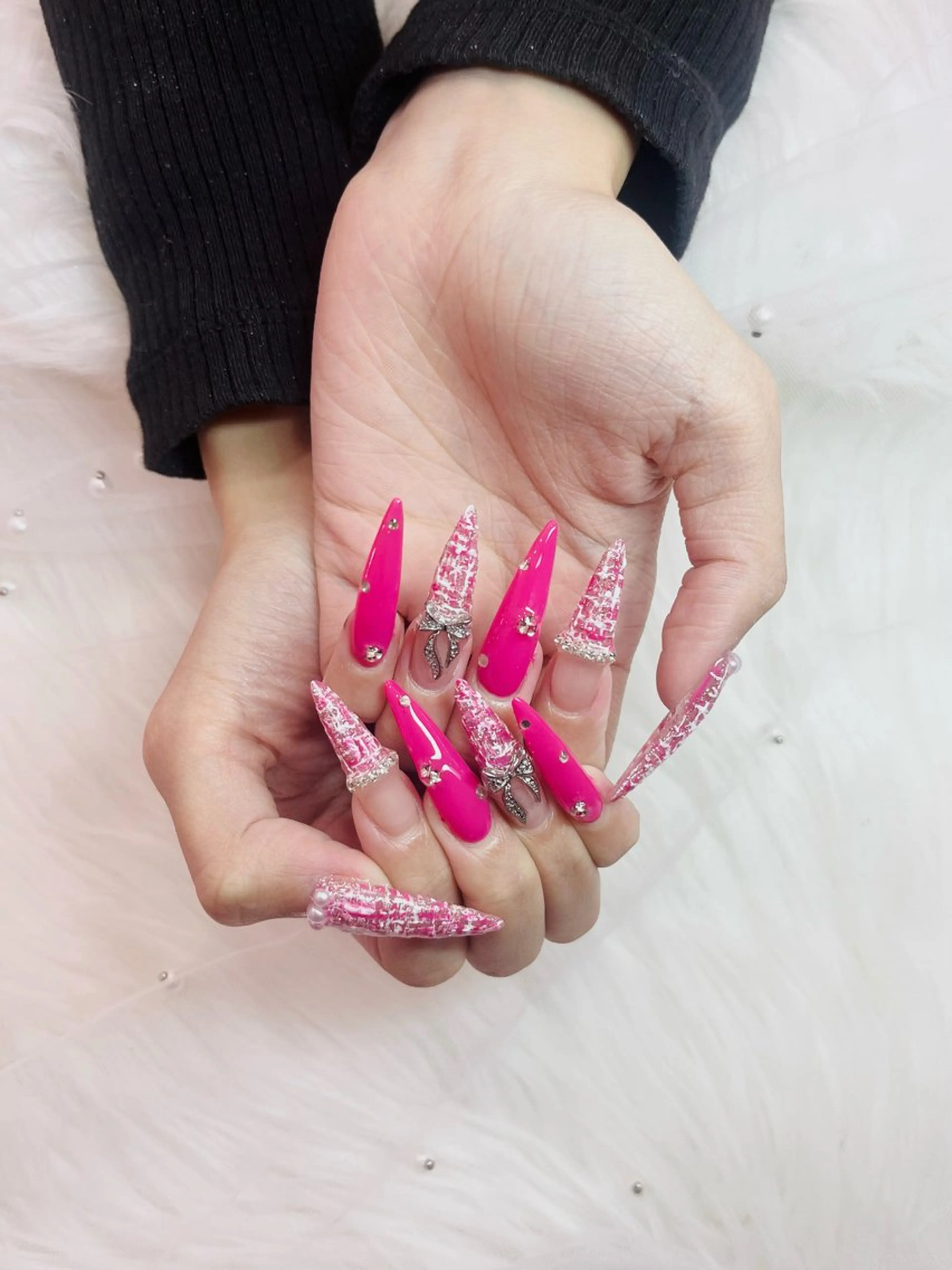 ネイル ロングネイル スカルプネイル ツイードネイル ワンホンネイル beautysalon,icy所属・矢野 愛璃のネイルデザイン