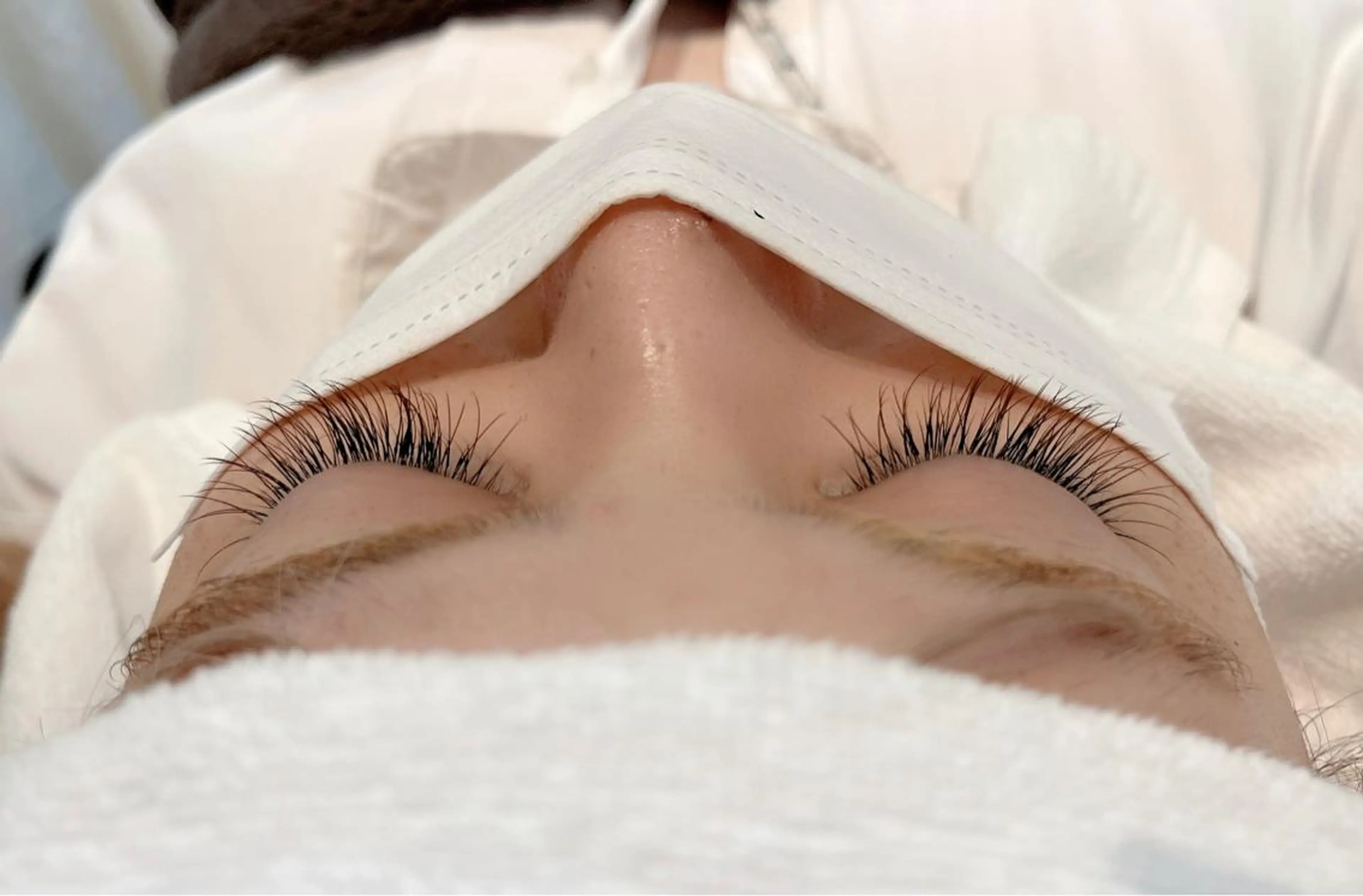 マツエク・マツパ 310【サンイチマル】所属・透明感ハイトーン🦄 キラ🌈のヘアスタイル