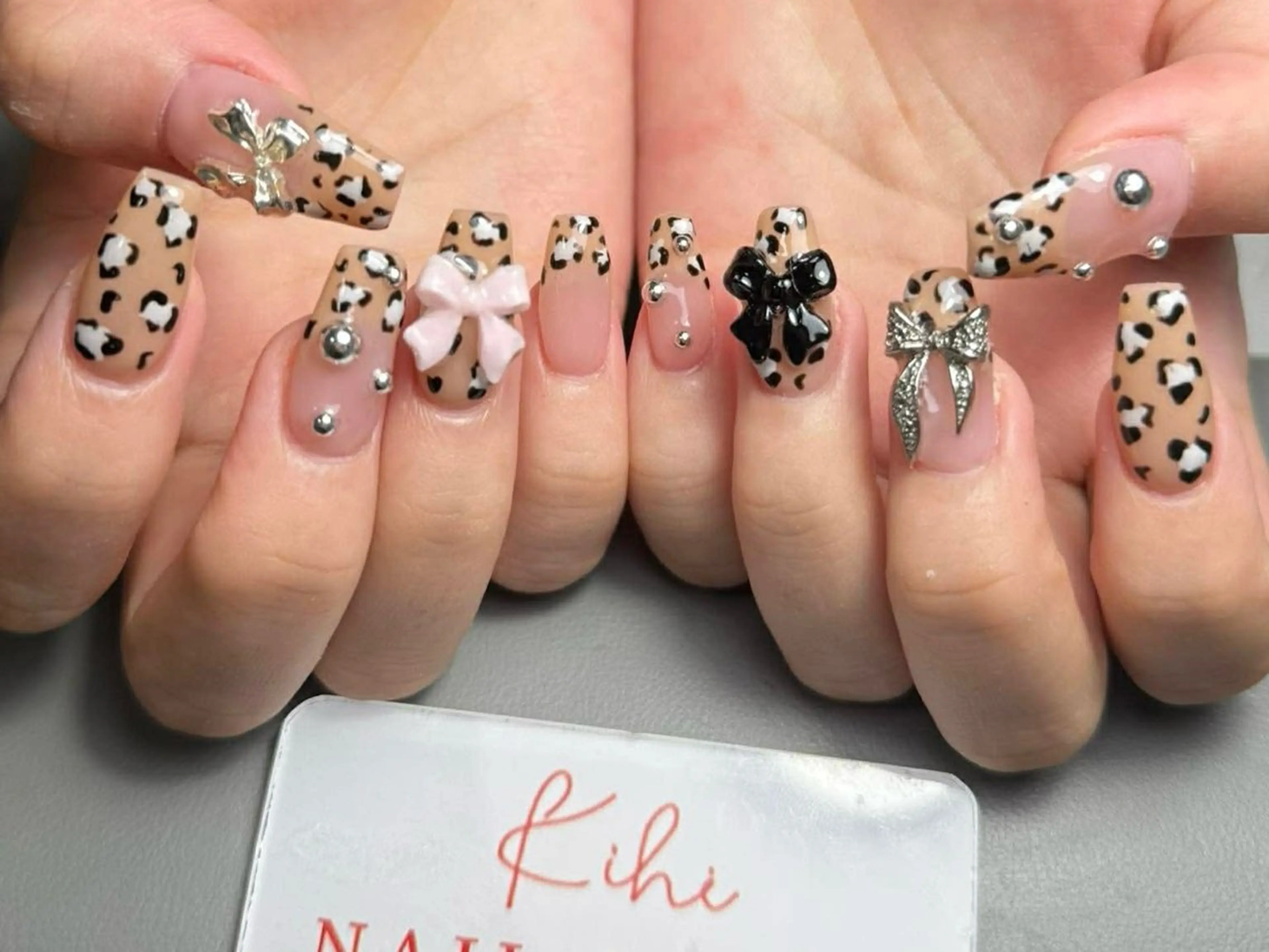 ネイル アートネイル フレンチネイル ジェルネイル グラデーション 韓国ネイル ハンドネイル ハンドケア さくら💮💮 【オフ無料】のネイルデザイン