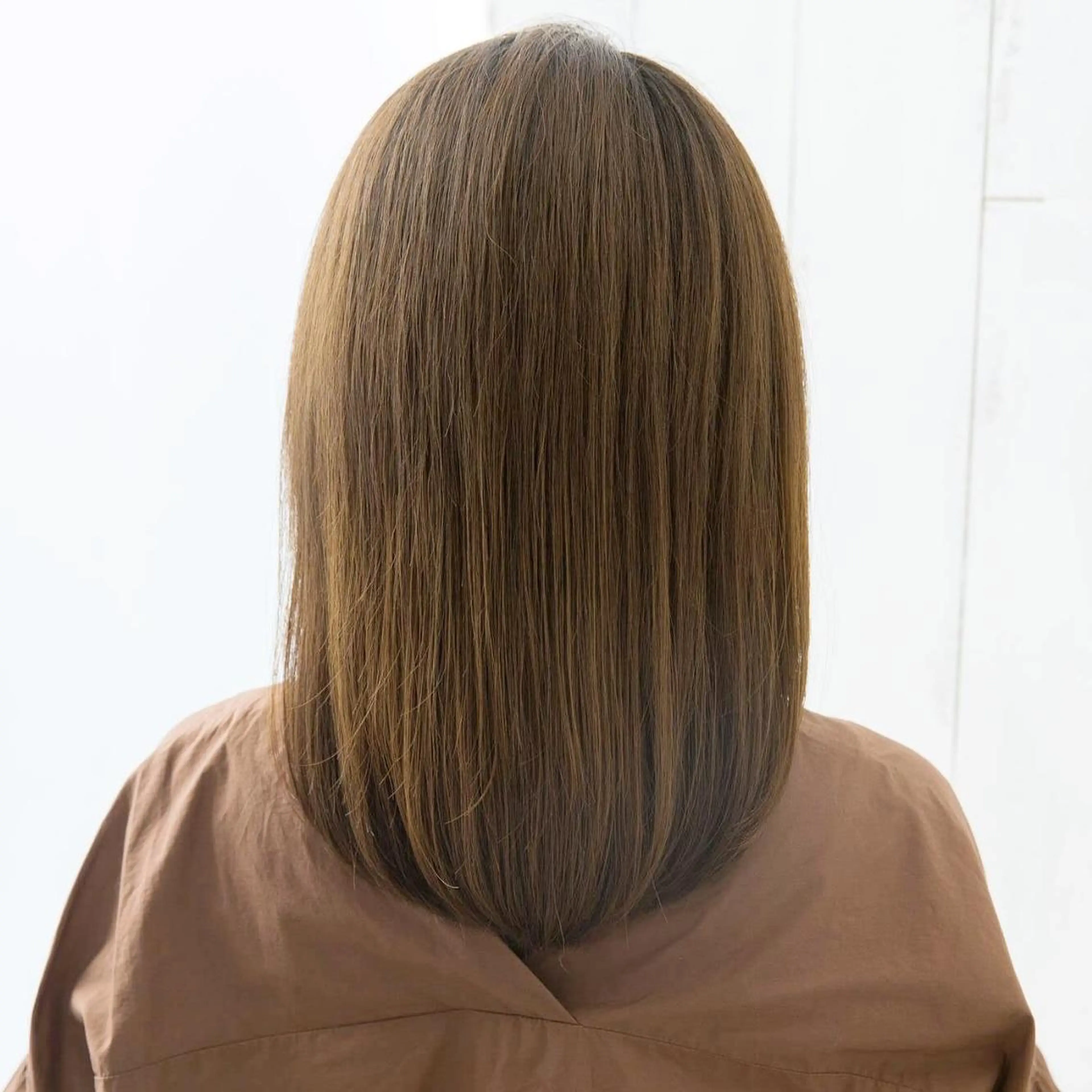 セミロング カラー パーマ ショートボブ ブリーチ ハイライトカラー ハイトーンカラー ボブ カット ヘアカラー トリートメント 大人可愛いショート 原田美千留のヘアスタイル