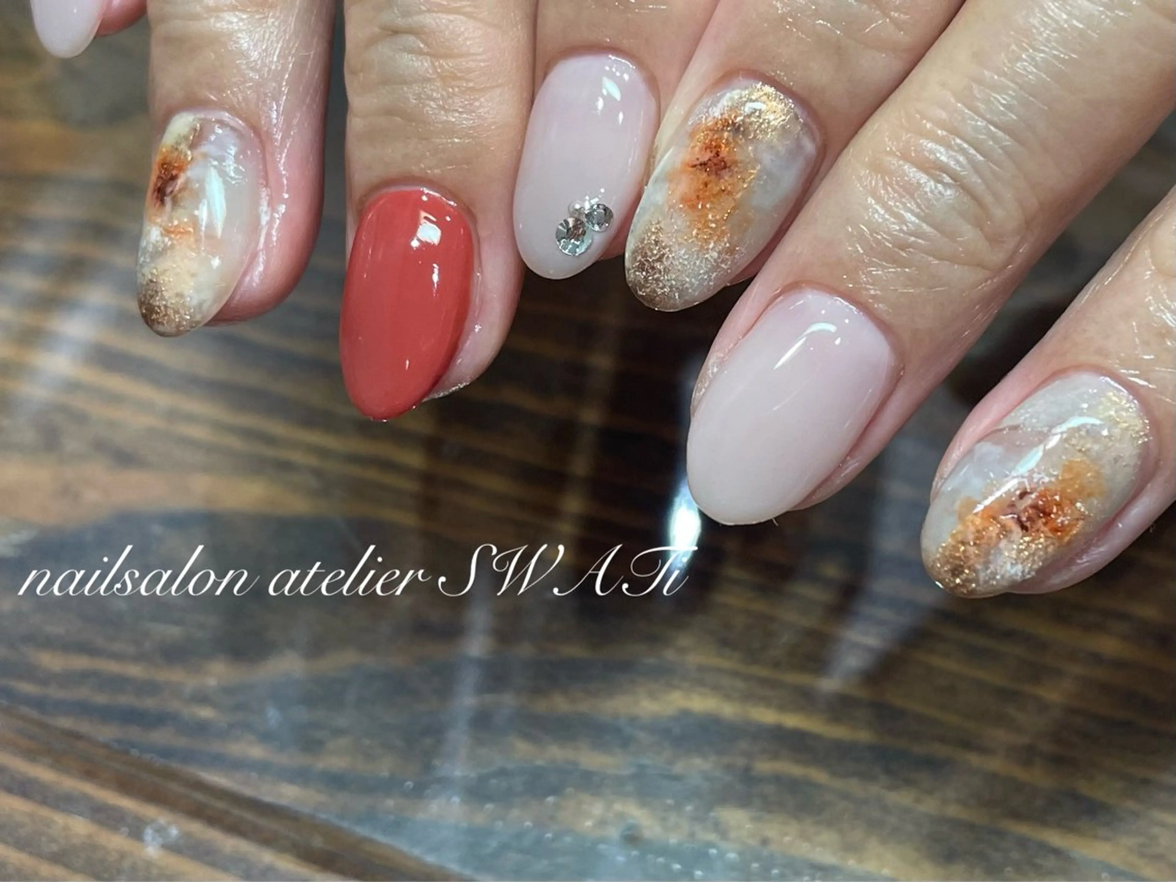 ネイル ヘアーサロン大野所属・nailsalon SWATiのネイルデザイン