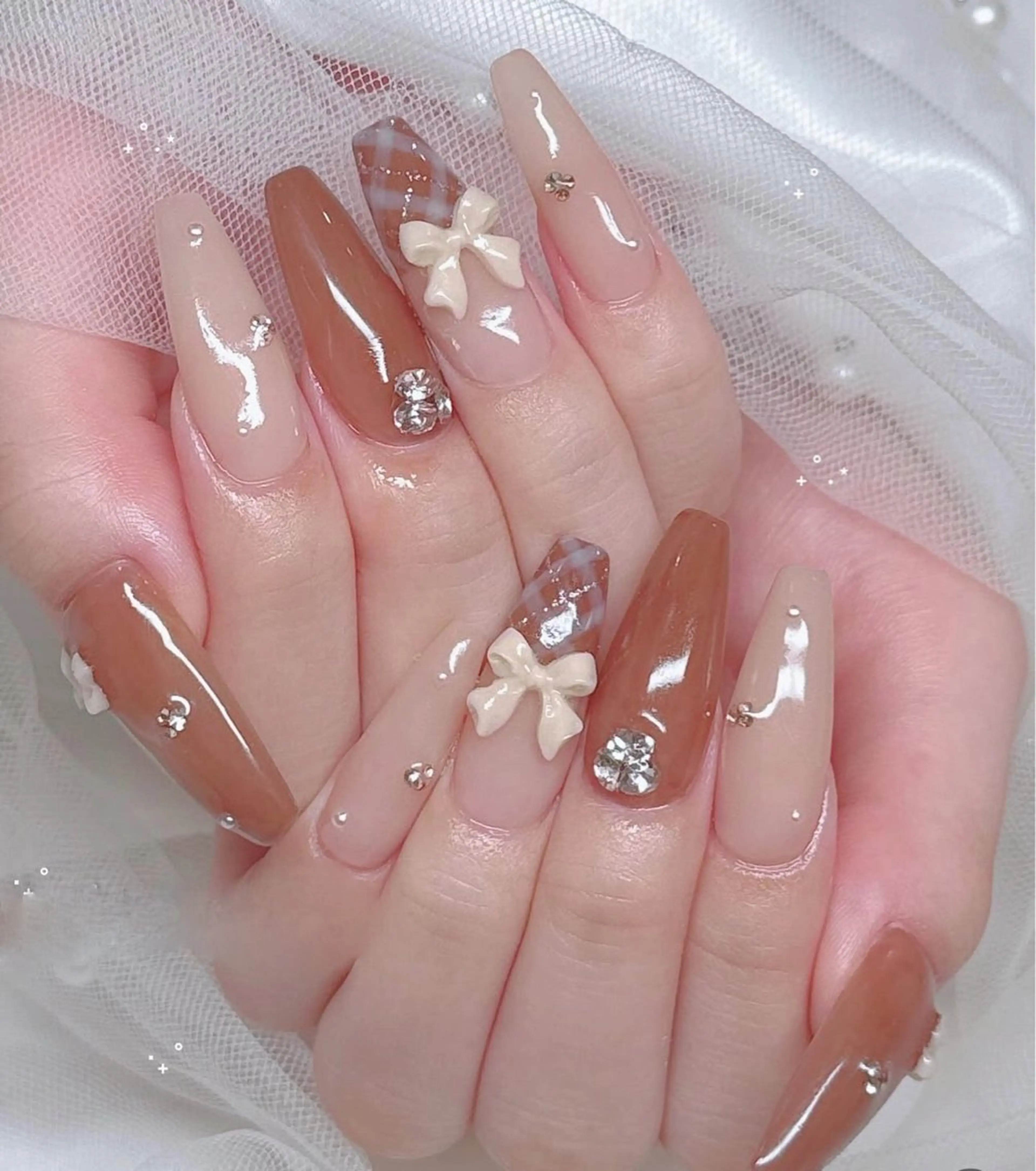 ネイル オーロラネイル フレンチネイル ジェルネイル ハロウィン 韓国ネイル ハンドネイル neco H.babynailのネイルデザイン