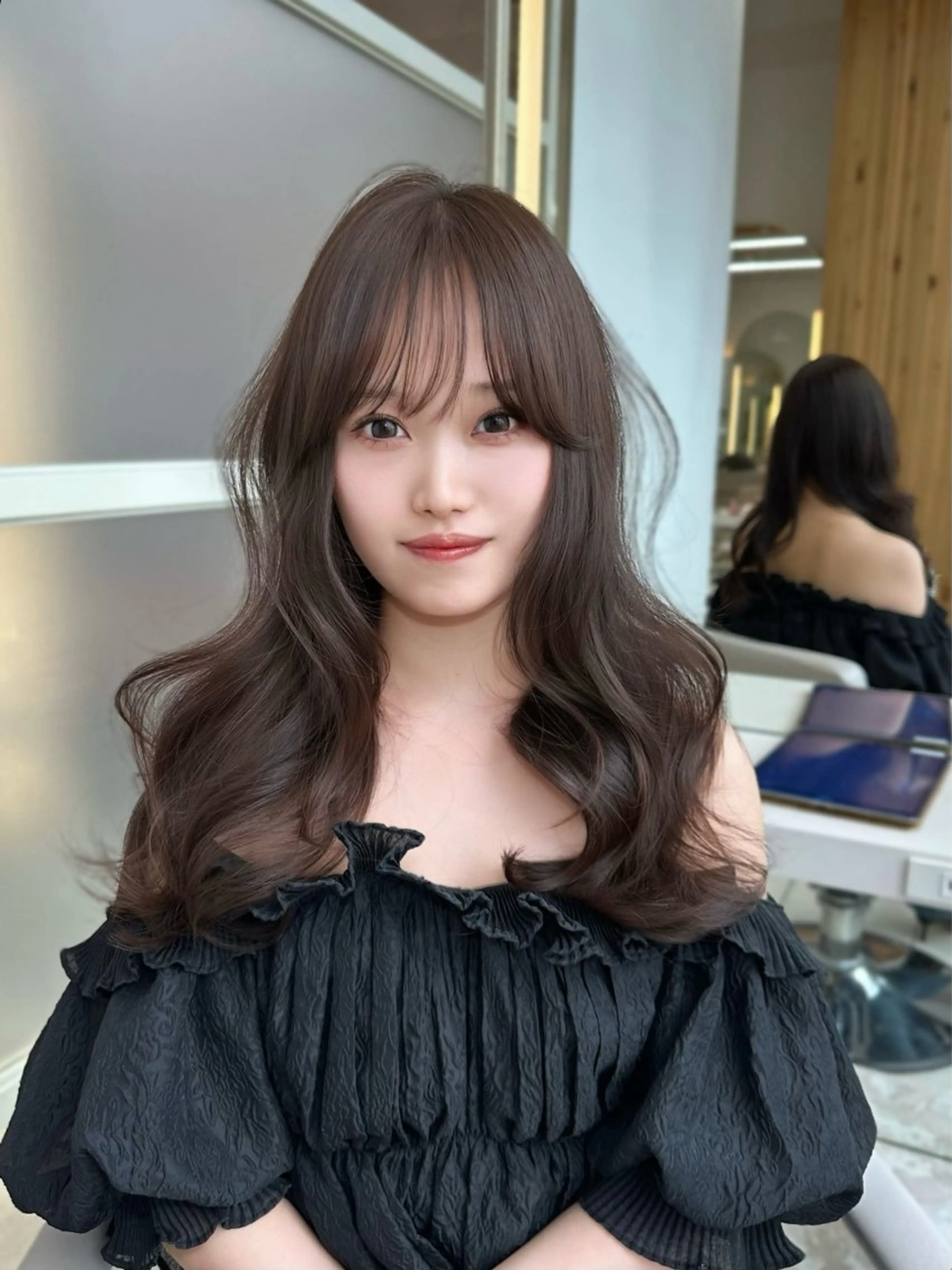 セミロング oto🎀×美髪× シースルー前髪🤍のヘアスタイル