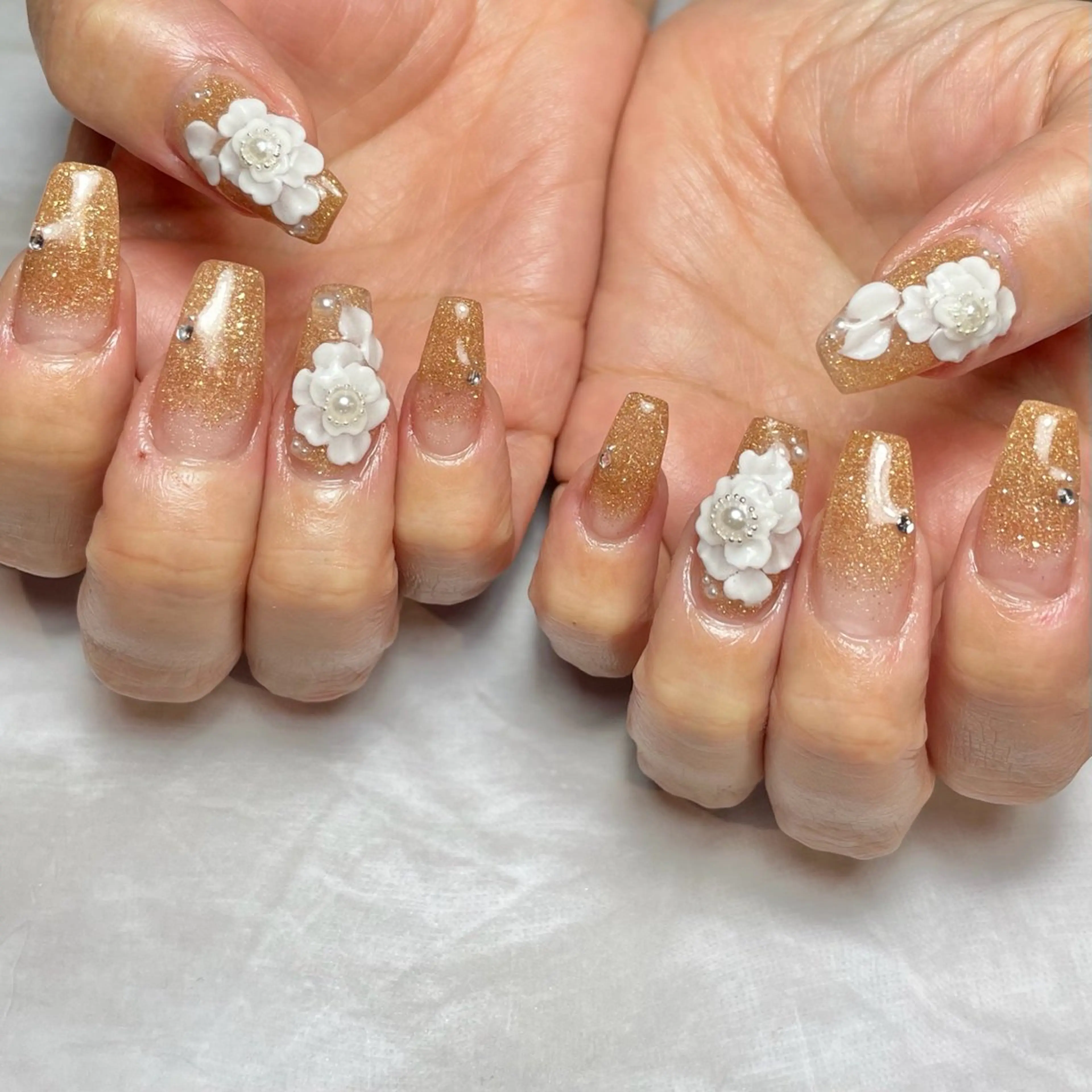 ネイル アートネイル フラワーネイル スカルプネイル ハンドネイル Reflection marikoのネイルデザイン