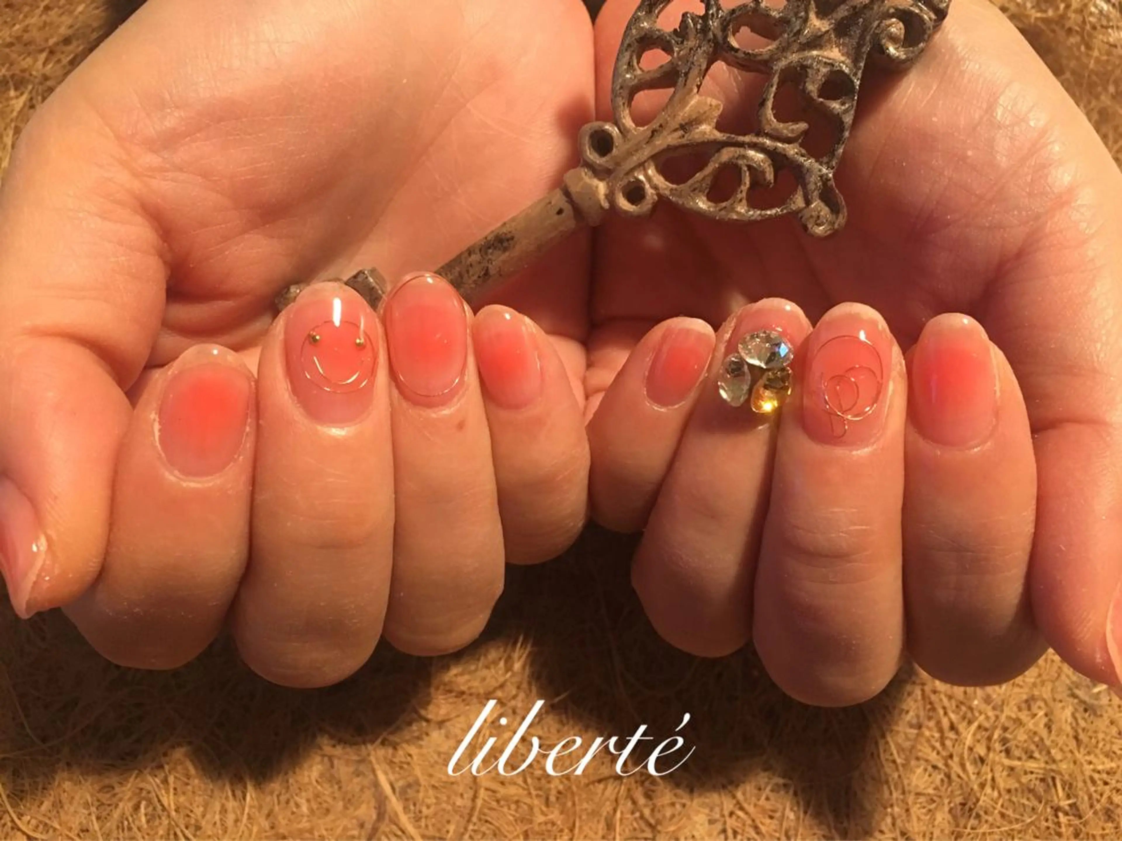 ネイル liberté (リベルテ)のネイルデザイン