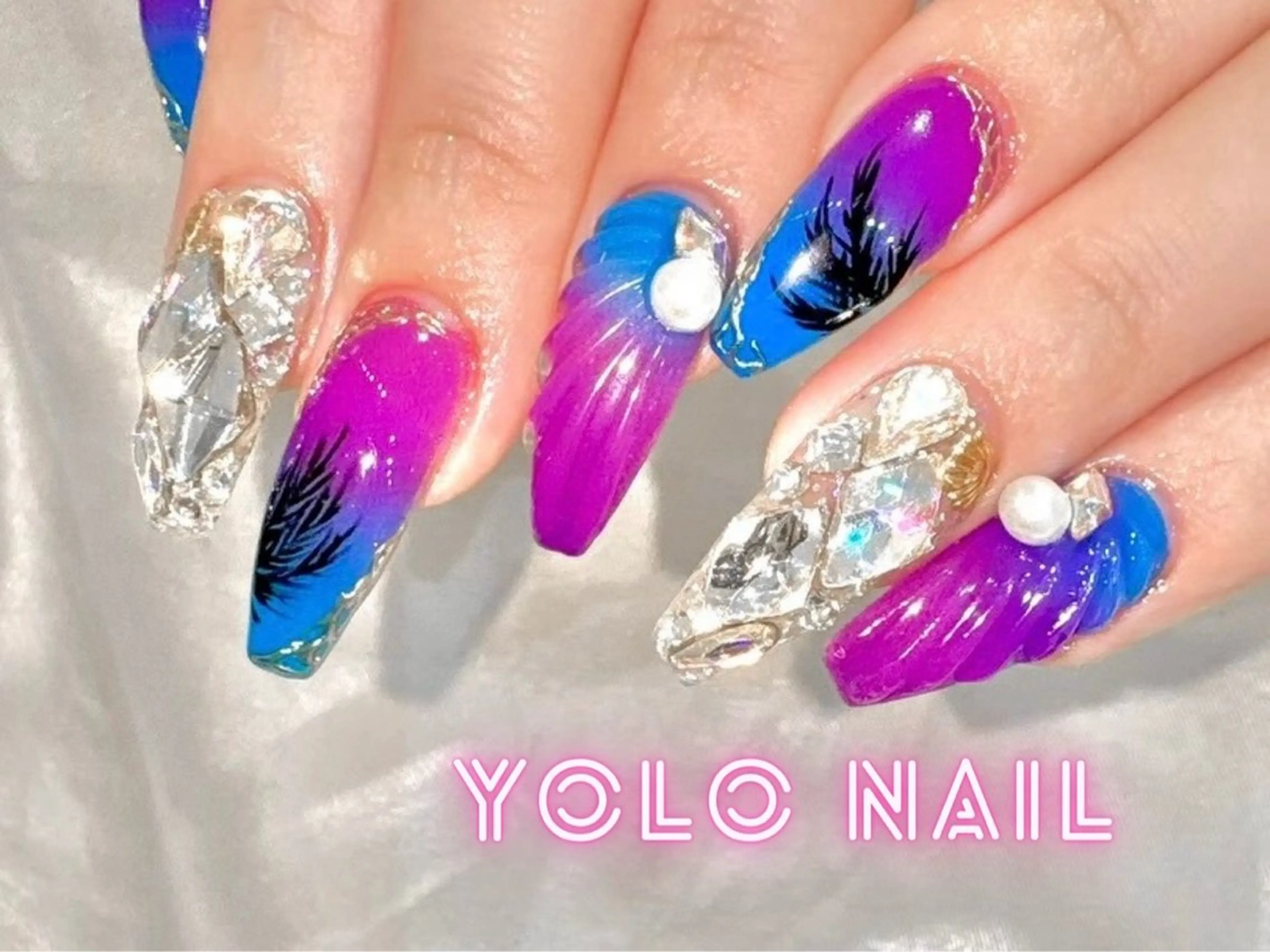 ネイル 持ち込み ハンドネイル YOLONAIL心斎橋店所属・田本 和音のネイルデザイン