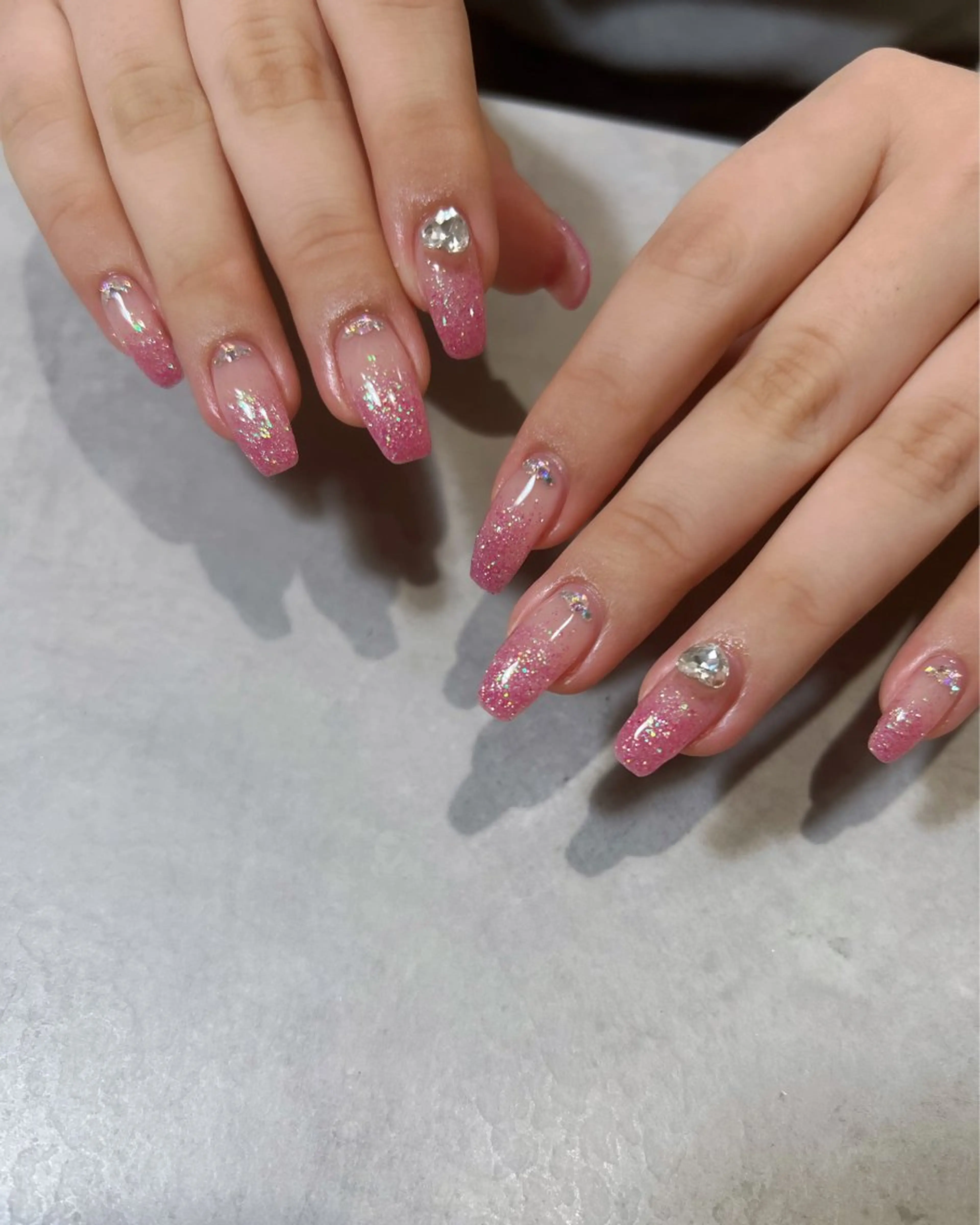 ネイル ストーンネイル ハンドネイル A/gan nailsalon所属・A/gan nail salonのネイルデザイン