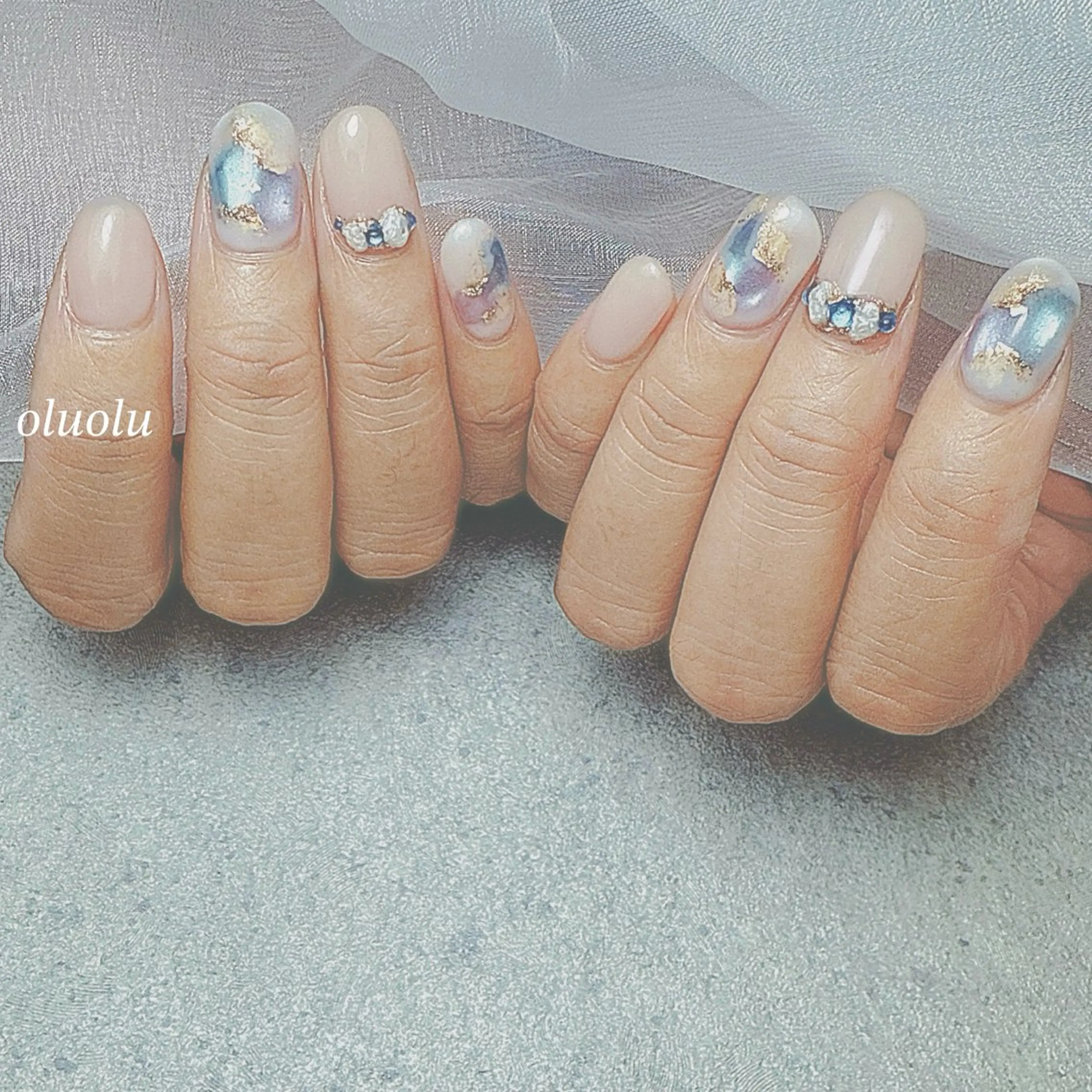 ネイル アートネイル キラキラネイル マグネットネイル ニュアンスネイル 夏ネイル ハンドネイル 大村 紬華のネイルデザイン