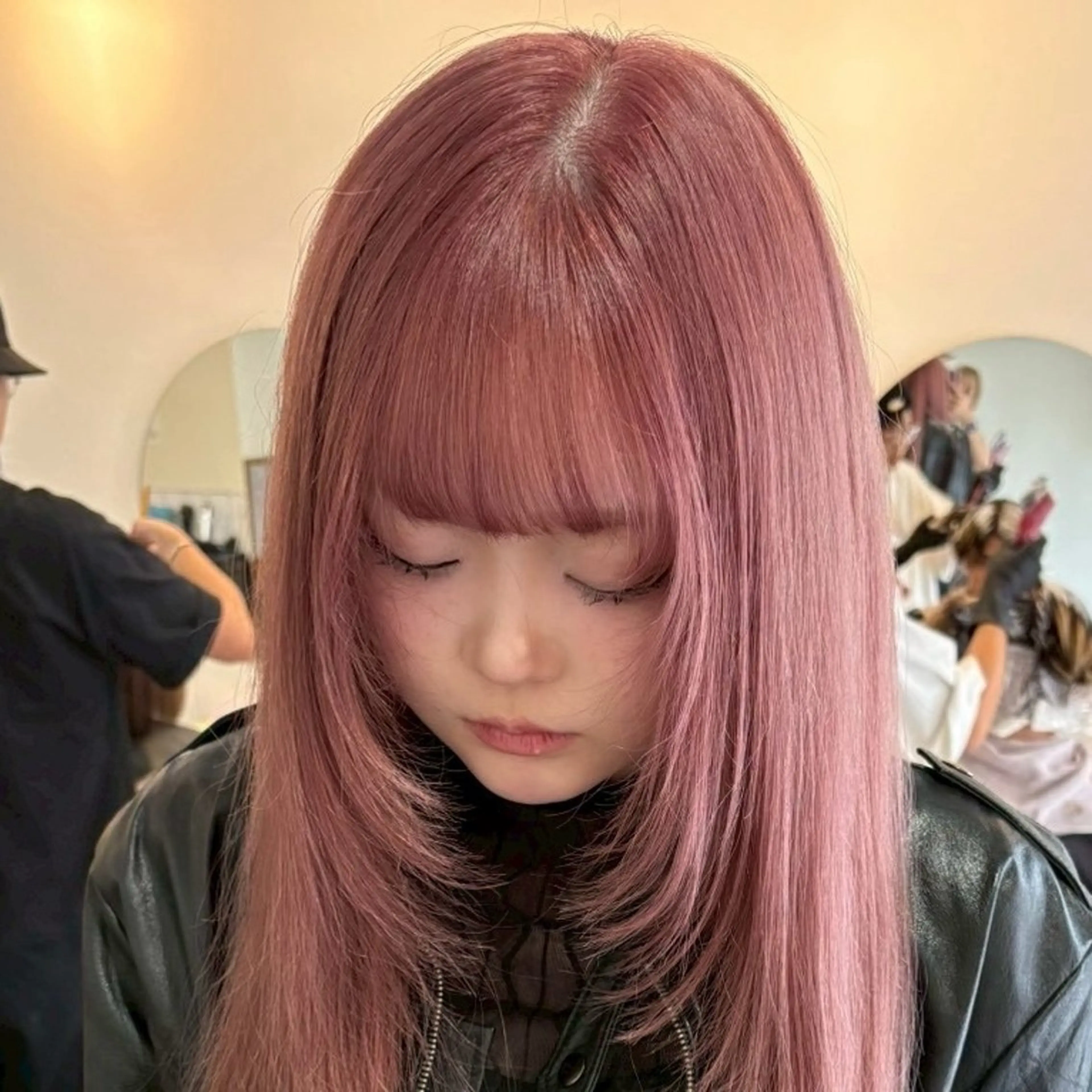 カラー ヘアカラー ★艶ハイトーン★ LUCKモミジのヘアスタイル