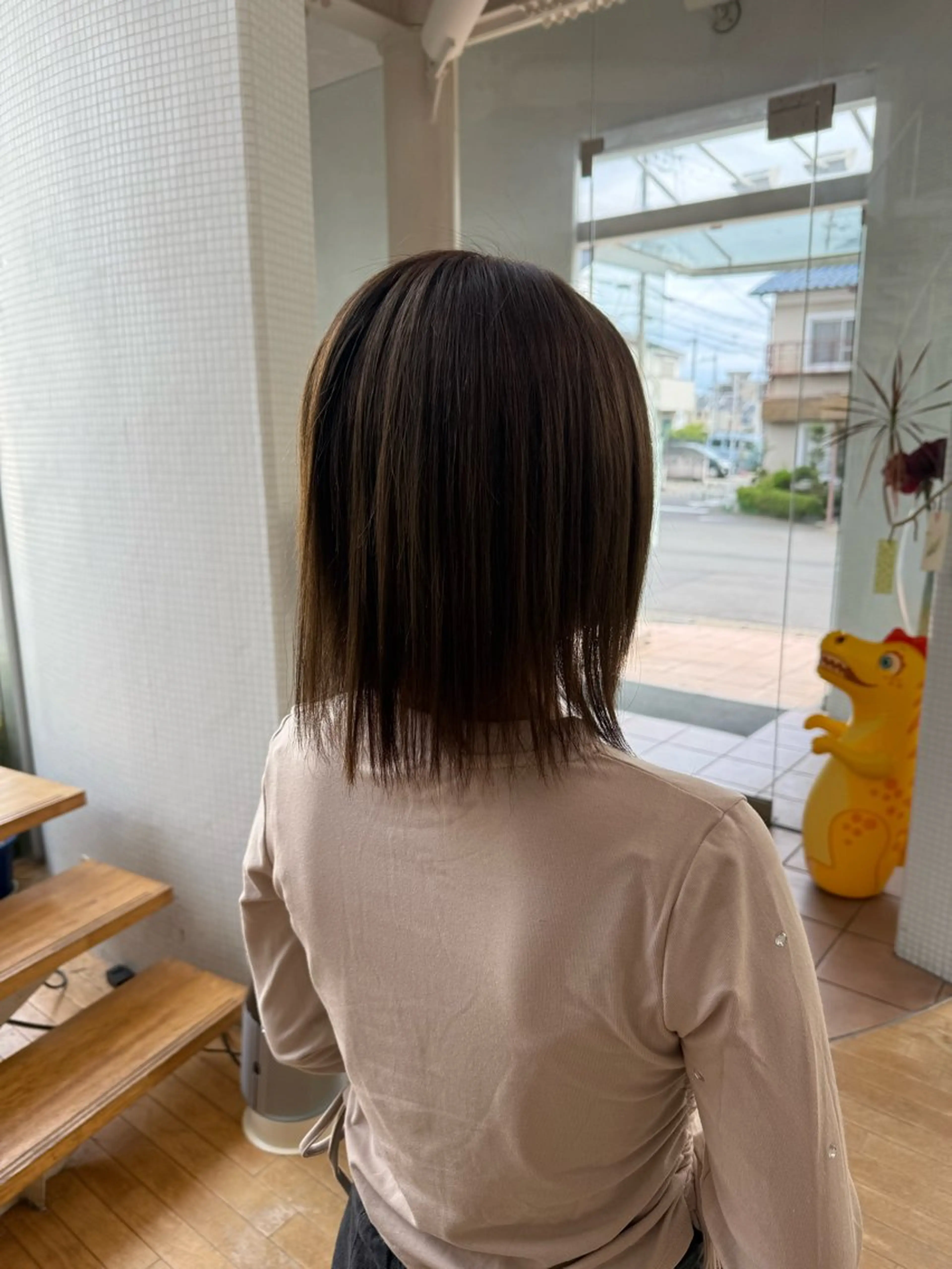 カラー 山本 瑠華のヘアスタイル