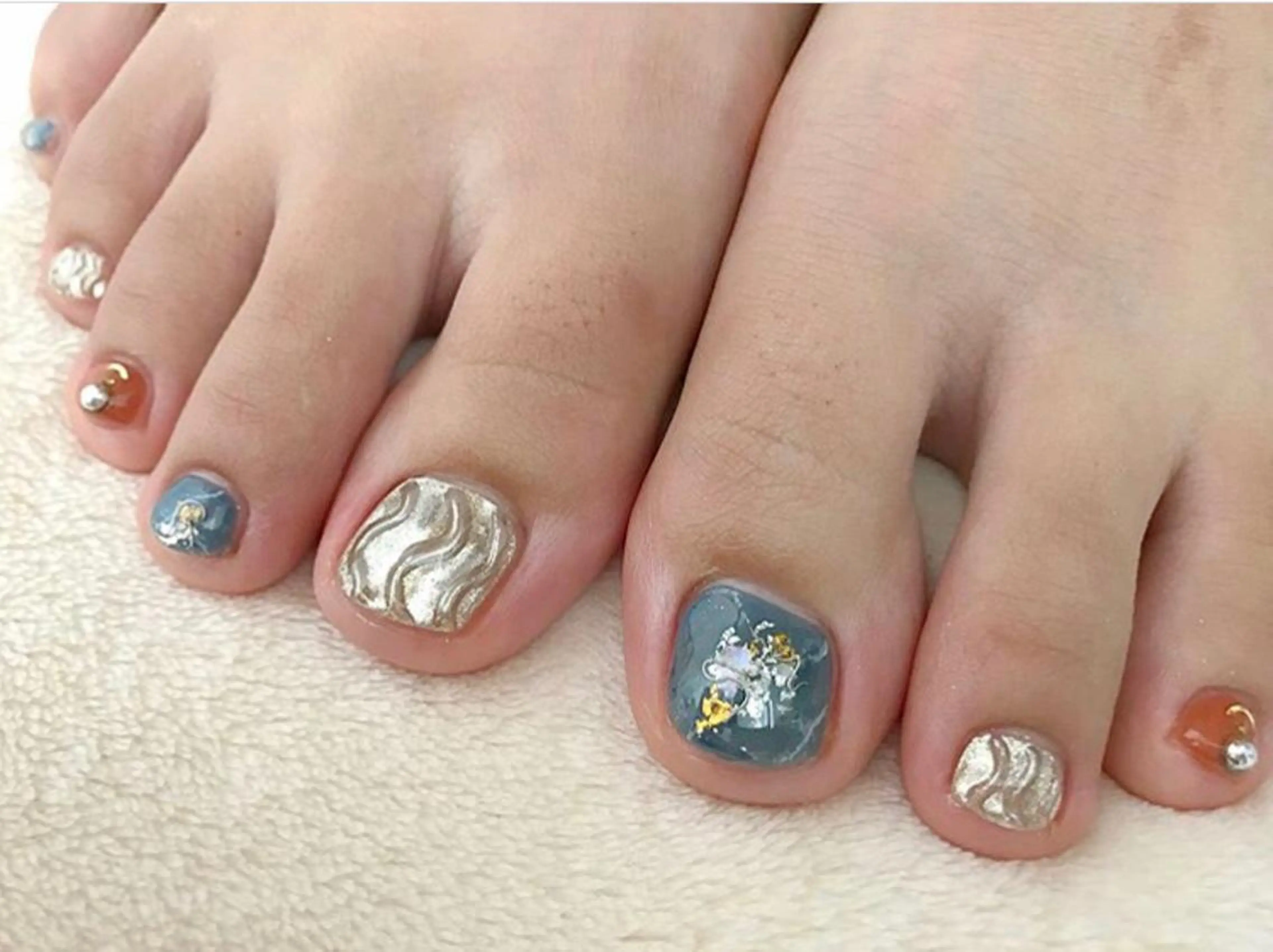 ネイル ニュアンスネイル 久田 悠佳のネイルデザイン