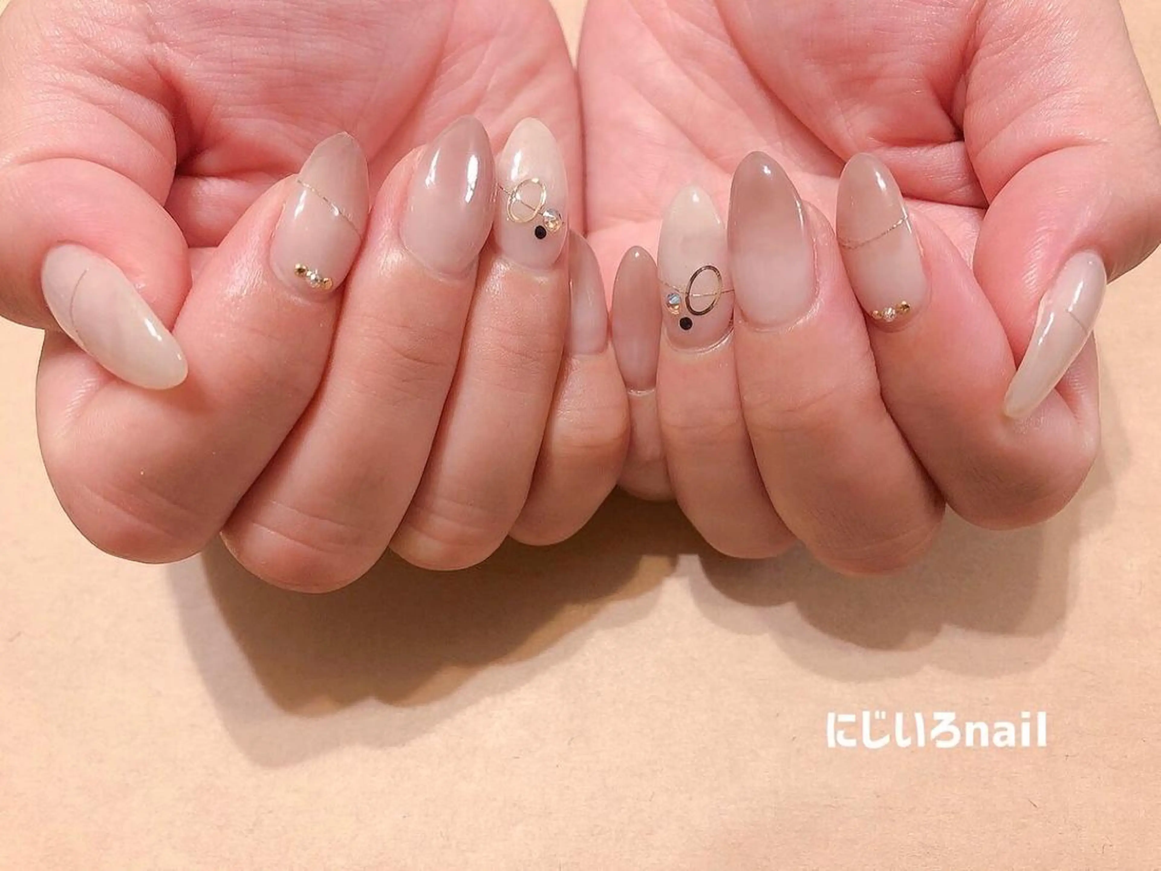 ネイル にじいろ nailのネイルデザイン