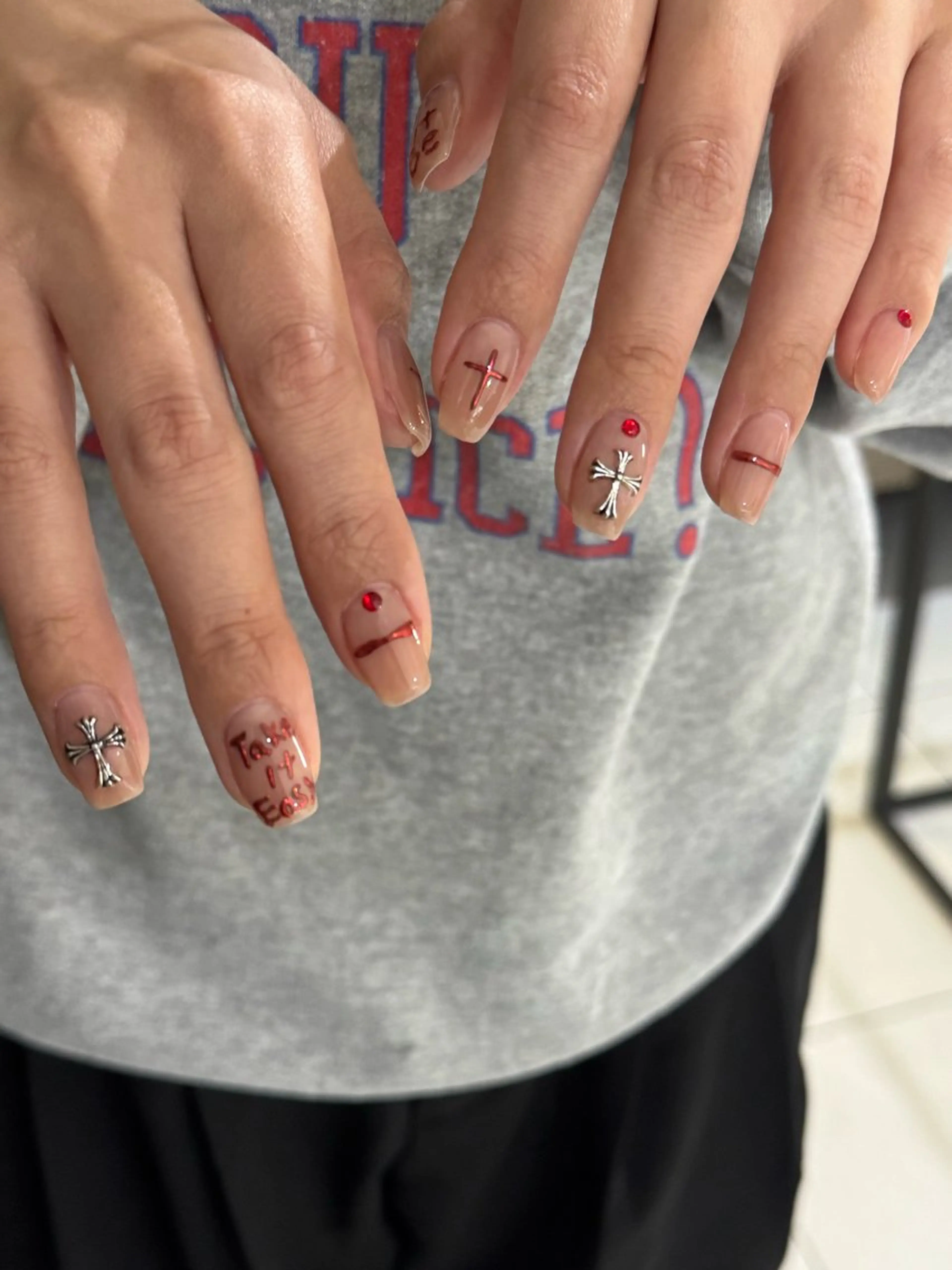 ネイル 持ち込み ニュアンスネイル Charme. NOBUKOのネイルデザイン