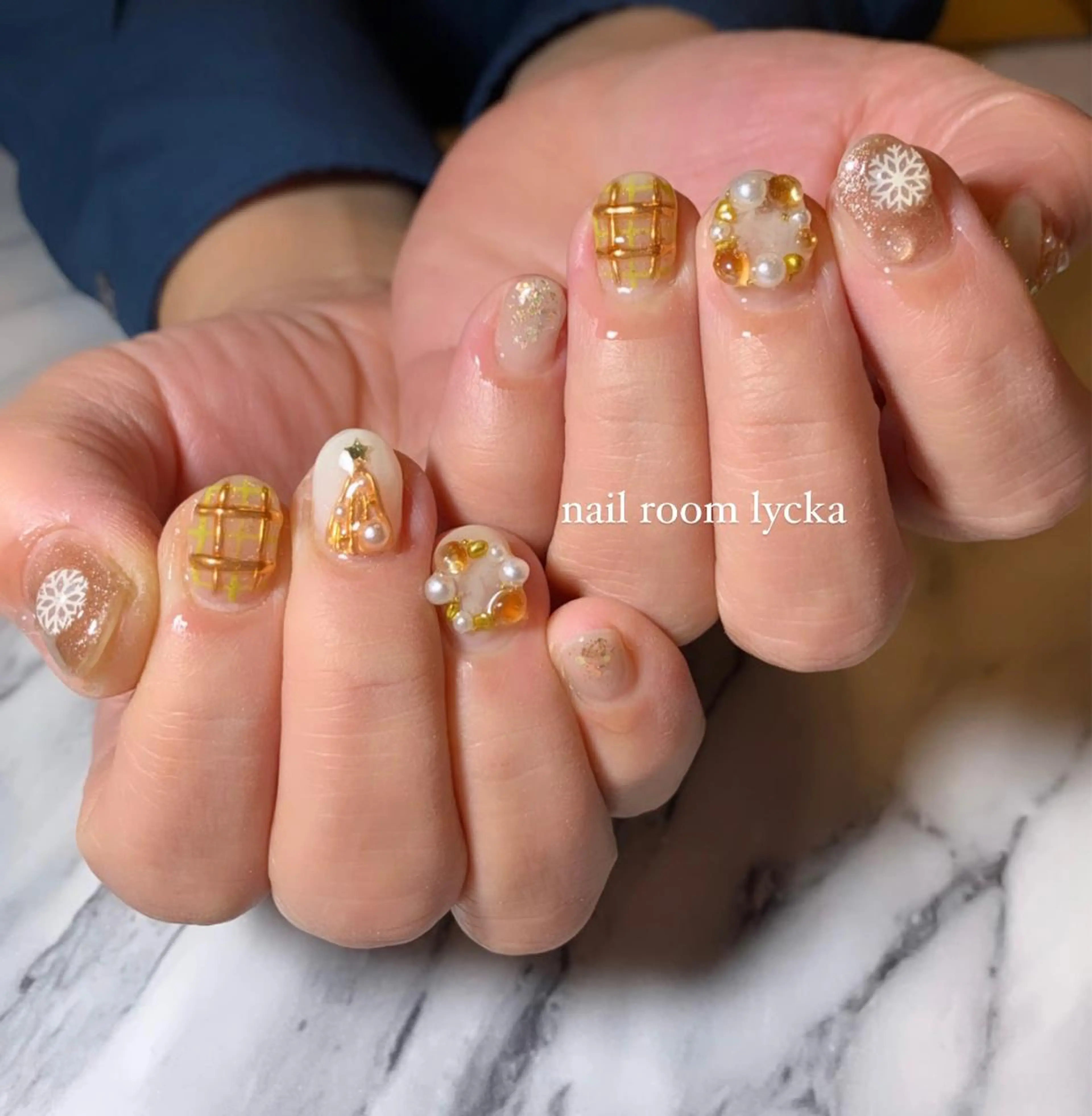 ネイル ﾈｲﾙﾙｰﾑﾘｯｶ 𝐦𝐚𝐲𝐮のネイルデザイン