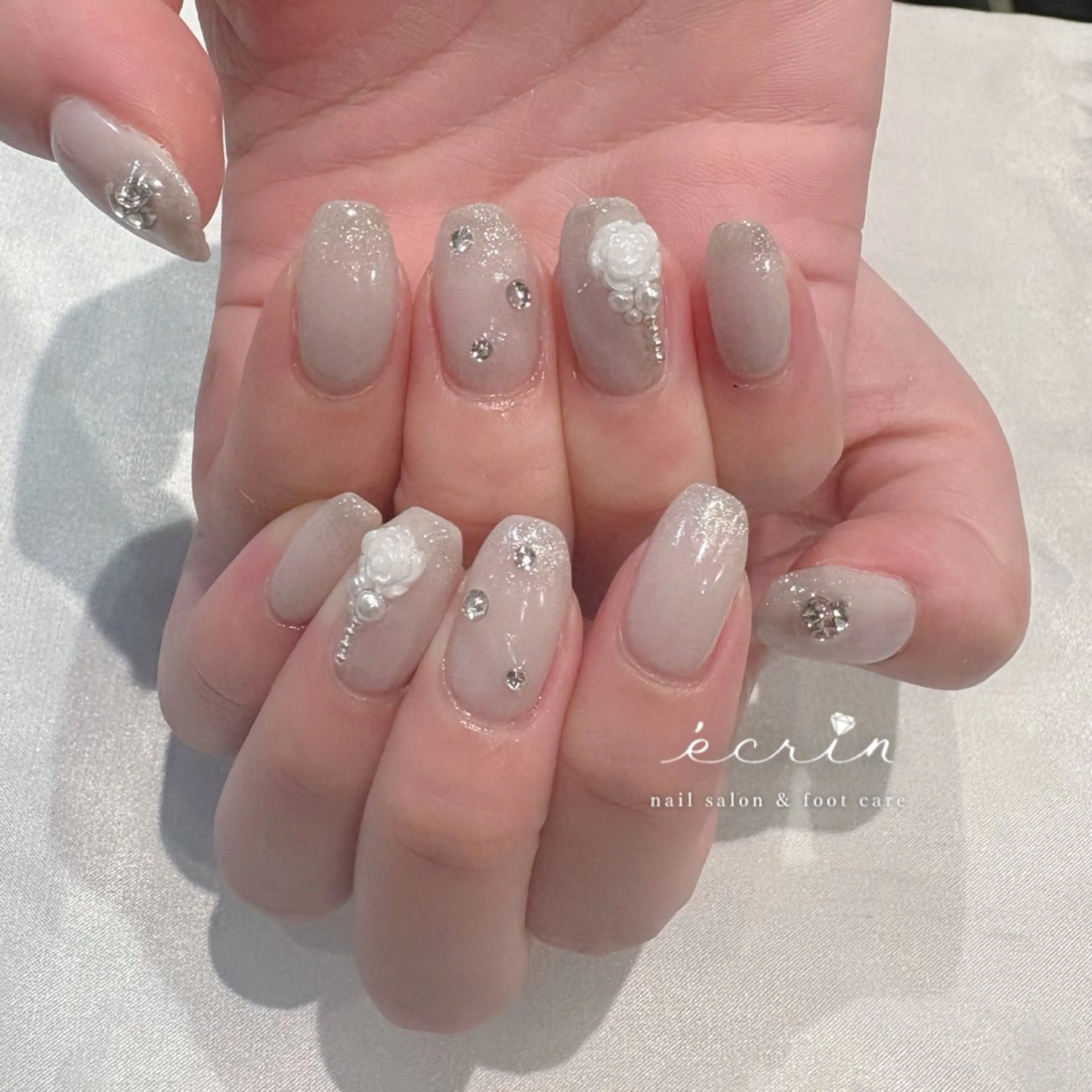 ネイル ecrin エクラン Haruka🌼のネイルデザイン