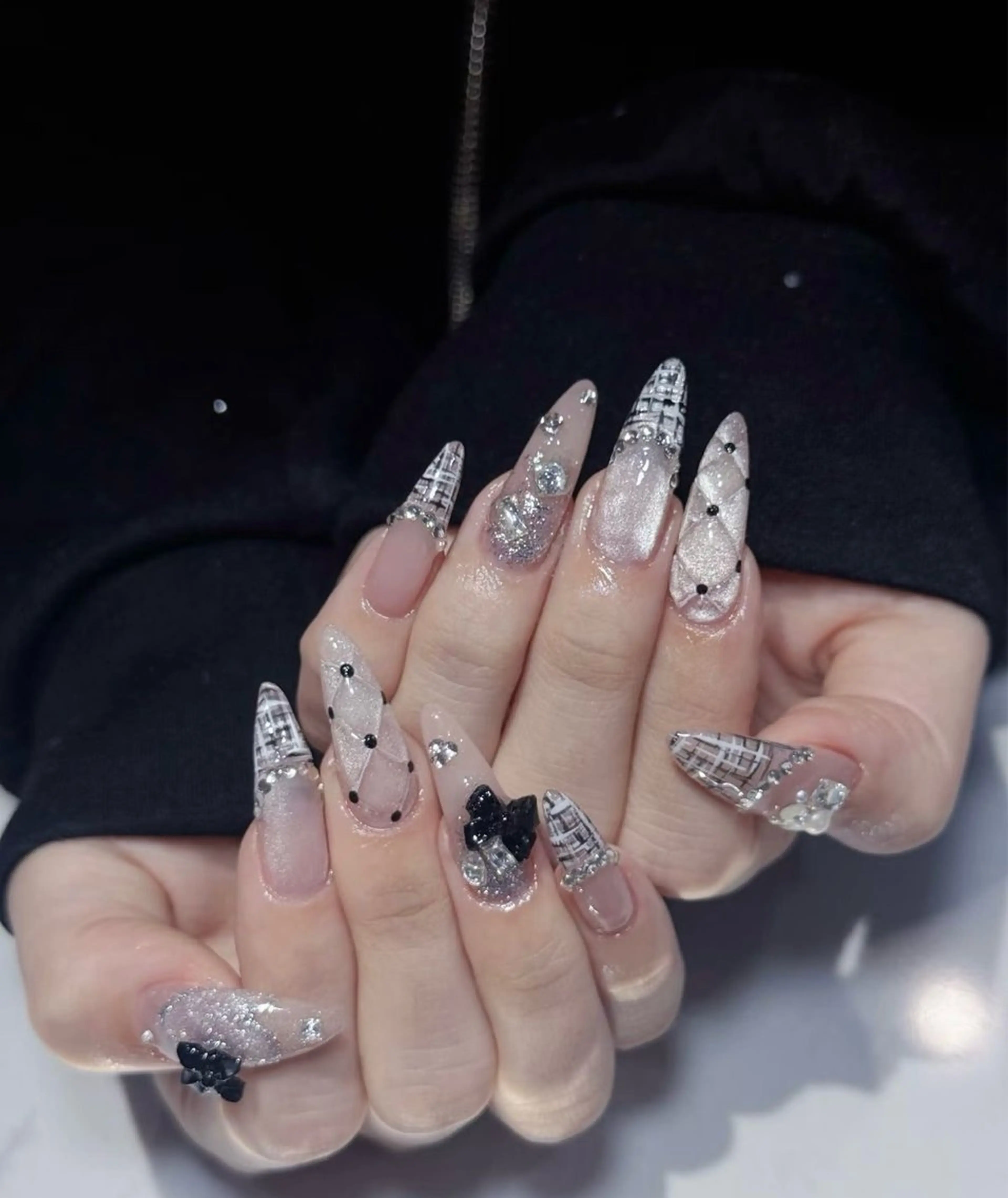 ネイル ハンドネイル Taeyeon ANA.CHUOのネイルデザイン