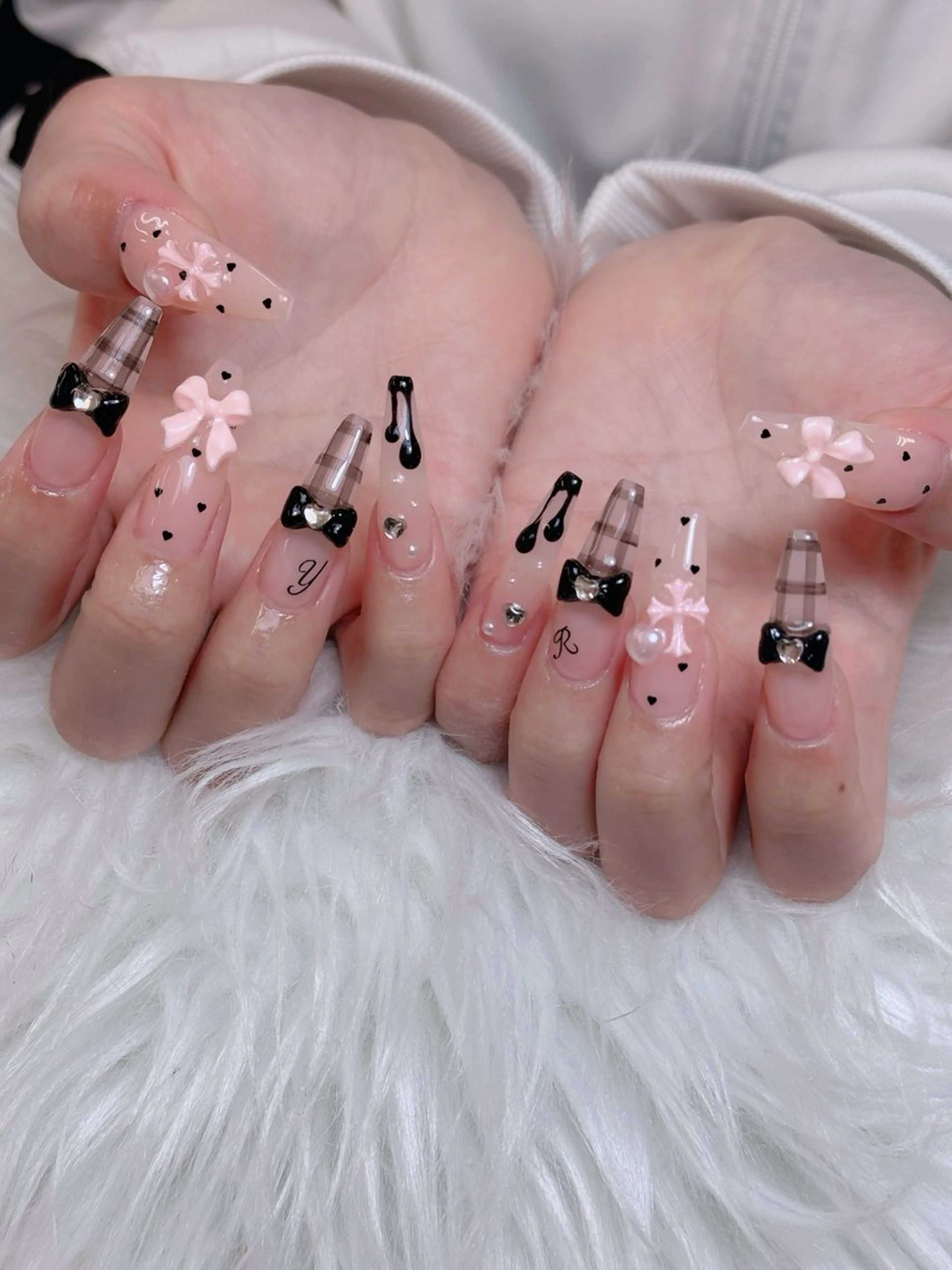 ネイル オーロラネイル チークネイル フットネイル フレンチネイル 韓国ネイル Lumi Nail 新大久保3‘のネイルデザイン