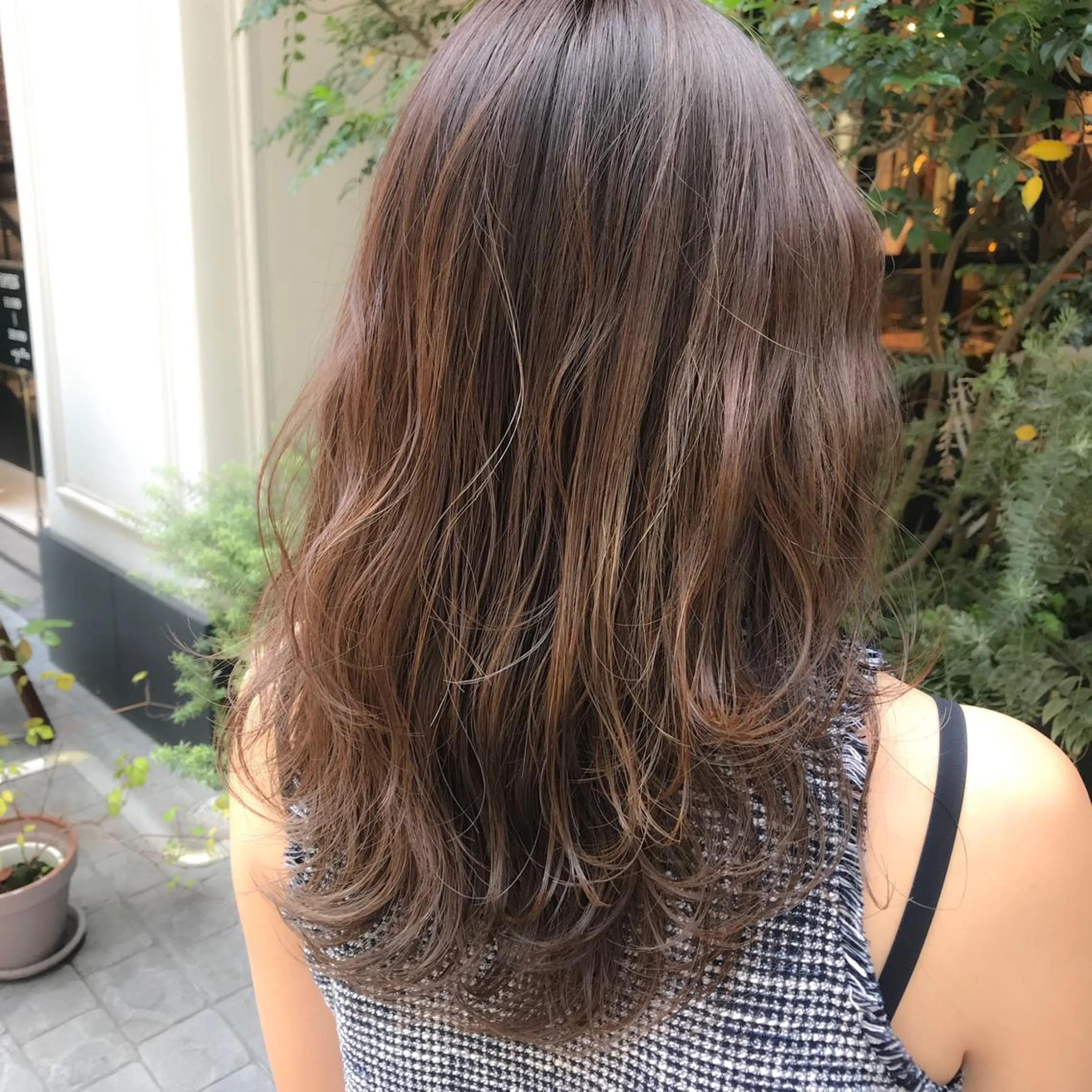 セミロング ハイライト ヘアカラー トリートメント LOMA🇰🇷 銀座クボタのヘアスタイル