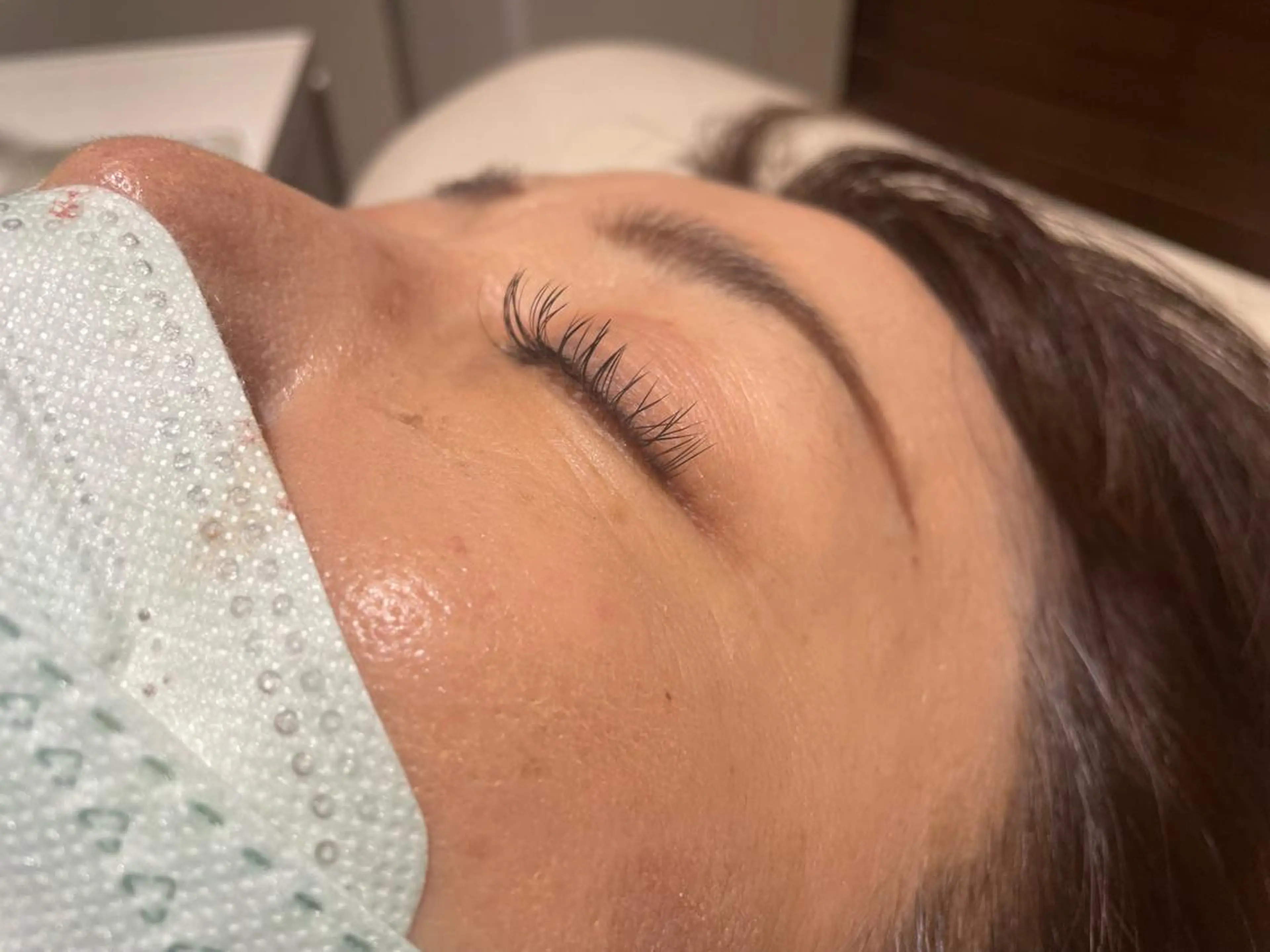 マツエク・マツパ 桑田 新菜のヘアスタイル